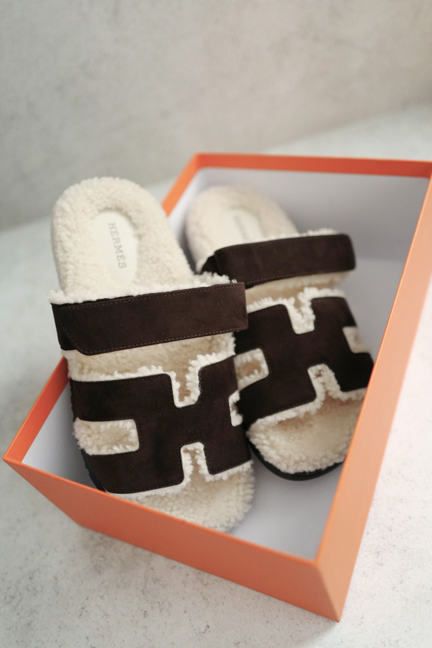 BNIB HERMÈS Chypre Sandals Goat Skin Suede Marron Ébène/Écru Size 38