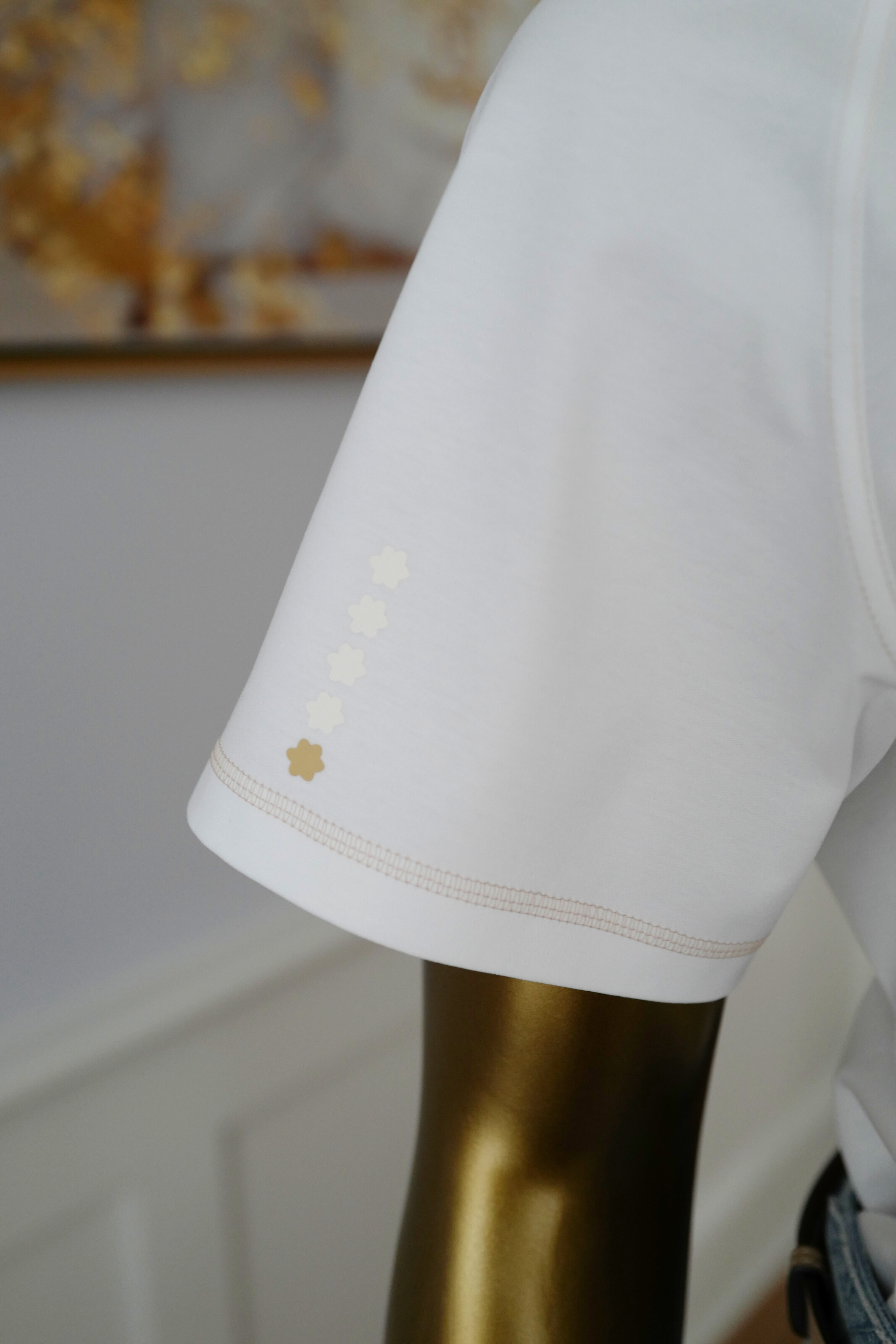 NEW Hermès Candy Libris Print T-Shirt White Cotton Size 38