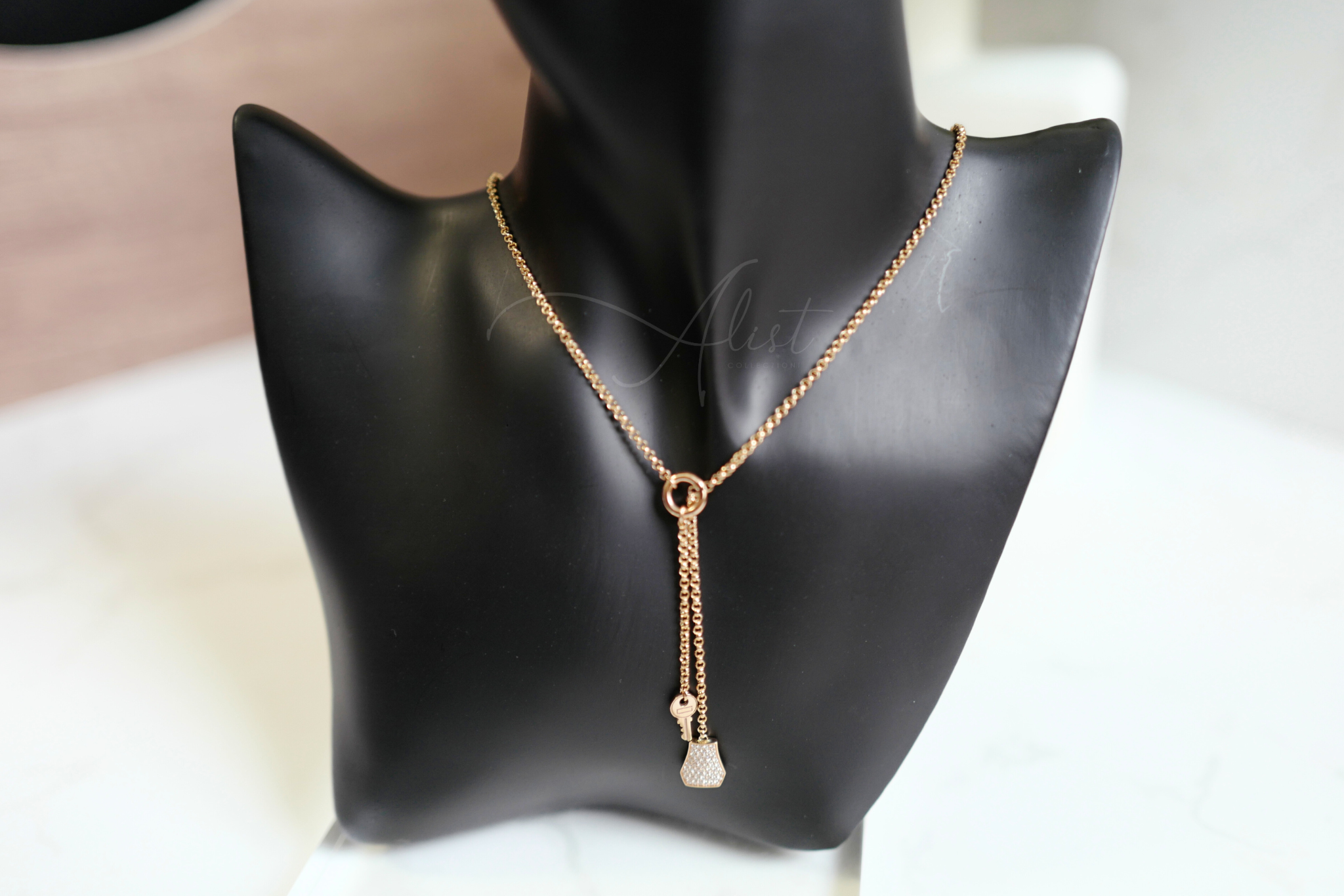 New Hermes Kelly Clochette Necklace pm dia 18k Rose Gold With Diamonds $11K