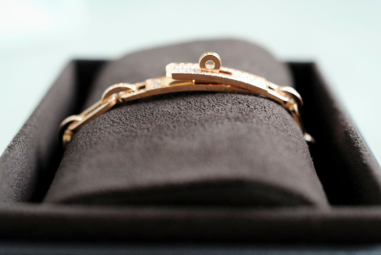 BNIB Hermès Kelly Chaine Bracelet Full Diamond 18K Rose Gold Small SH