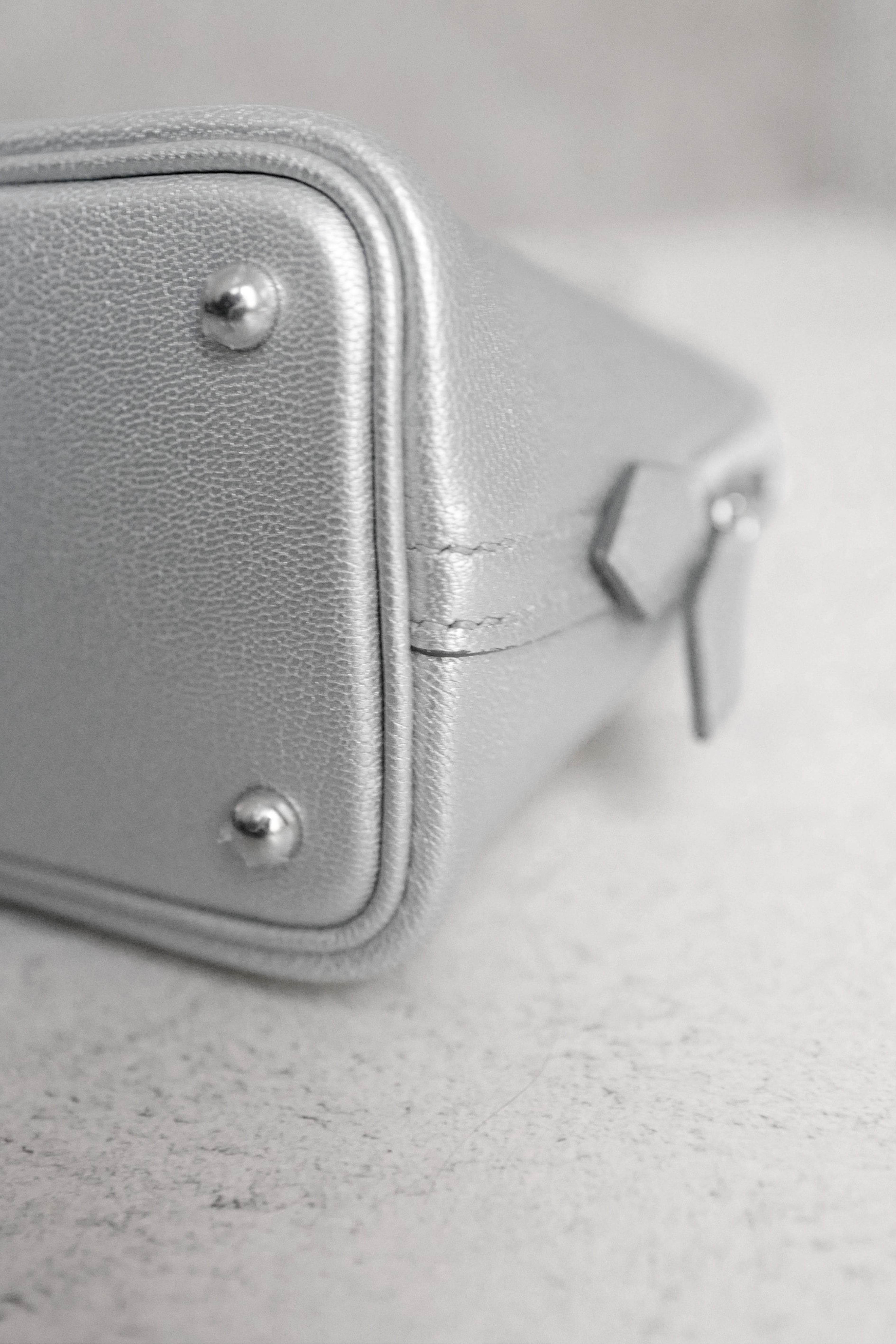 Hermès Bolide 1923 Mini Bag Silver Chamkilight Goatskin PHW G Stamp 2026