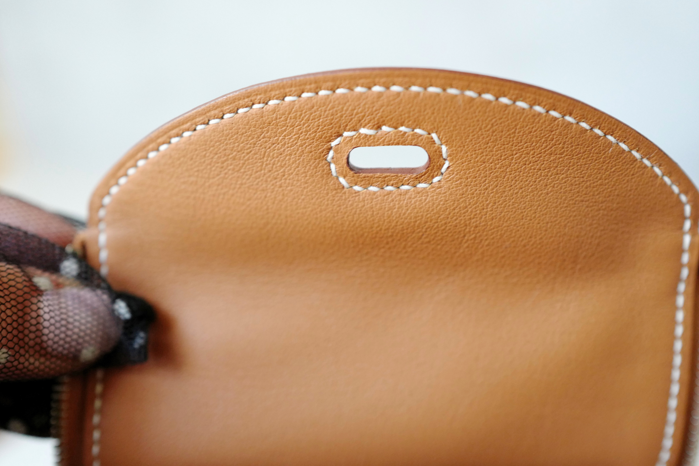 BNIB Hermès Lindy Mini II Bag Swift Leather Gold 37 Electrum Silver/Gold Hardware