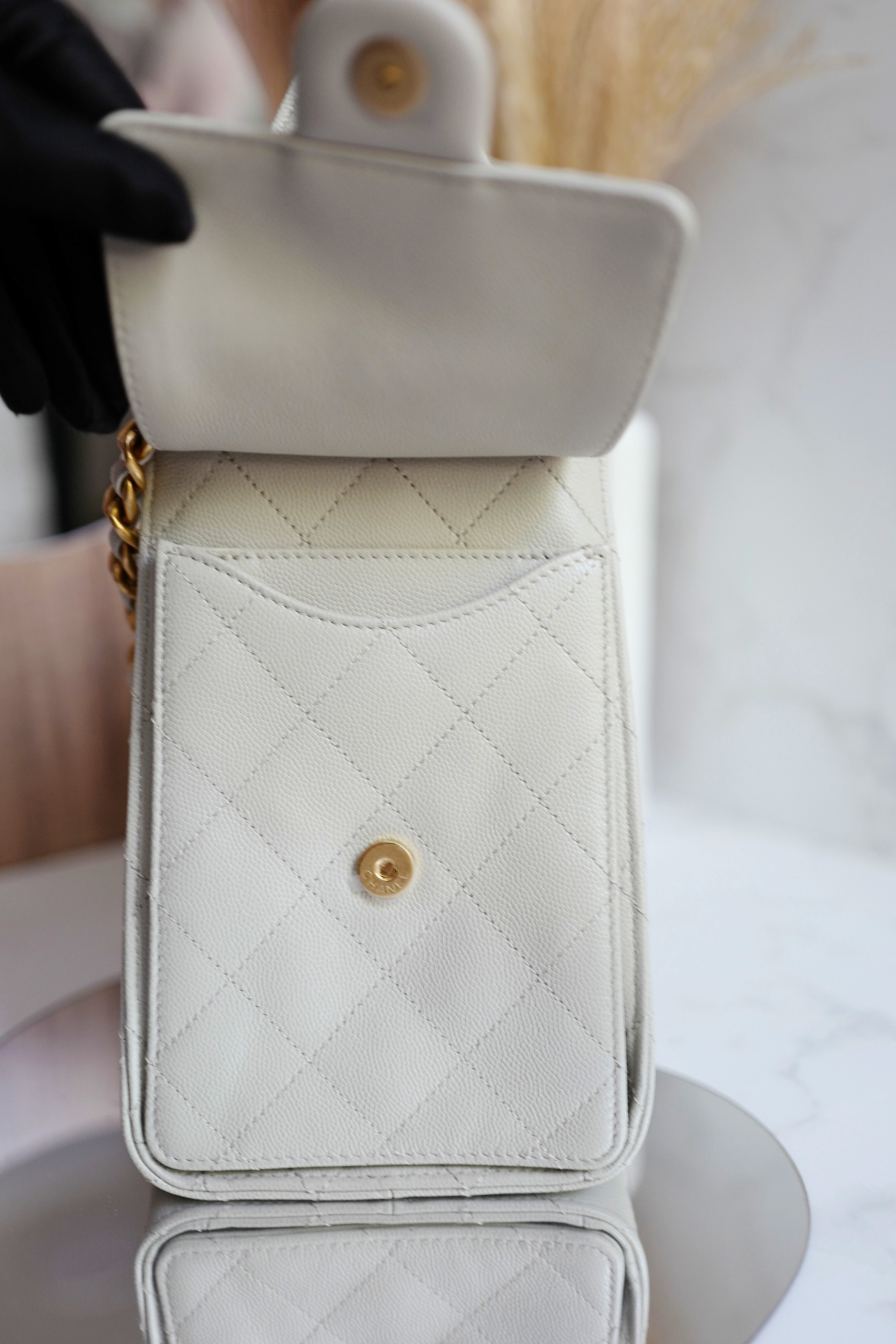 NEW CHANEL 2025 25B Small Hobo Bag Grained Calfskin Light Grey GHW