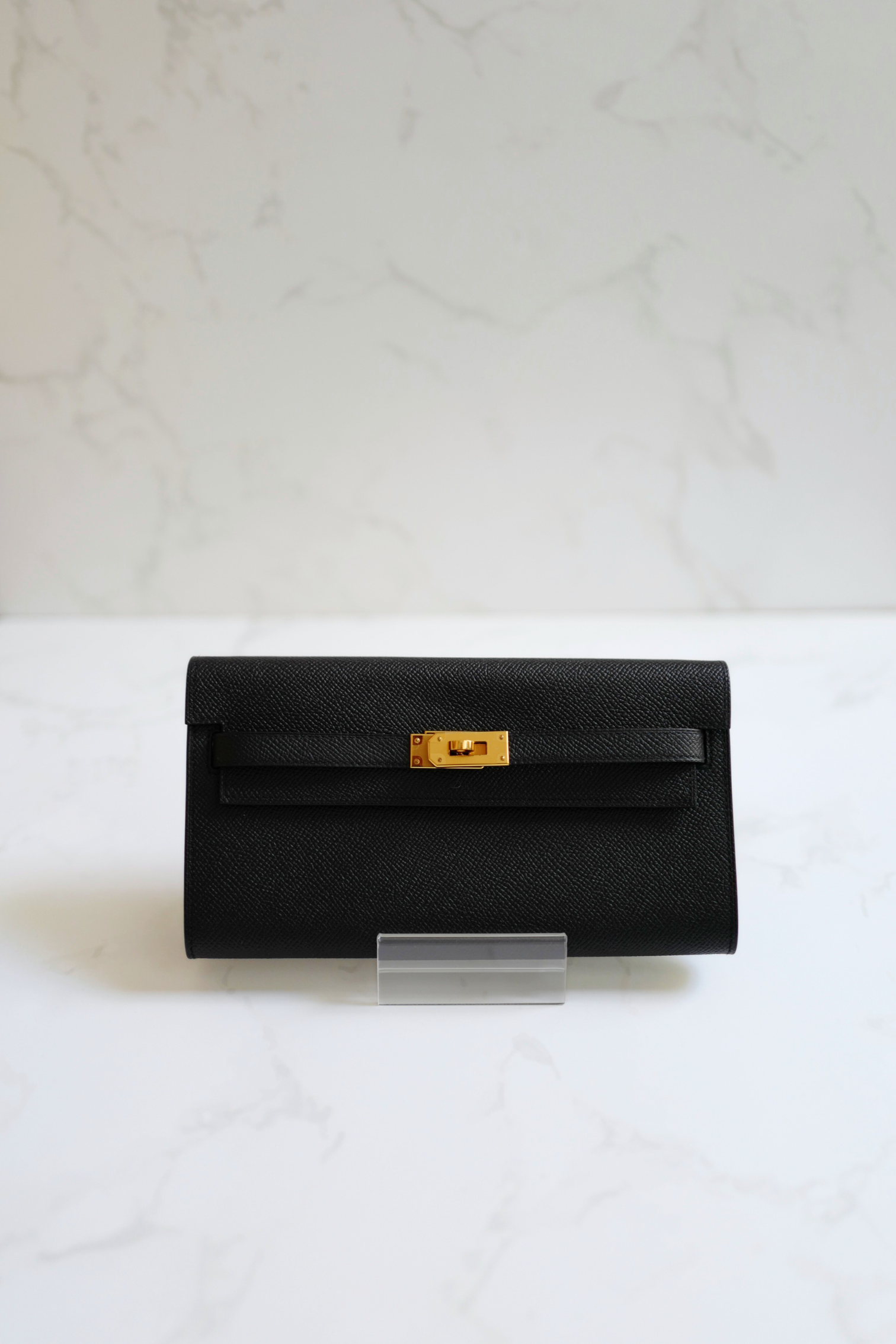 Hermes Sac Kelly To Go with crossbody strap in Black Epsom Gold HW