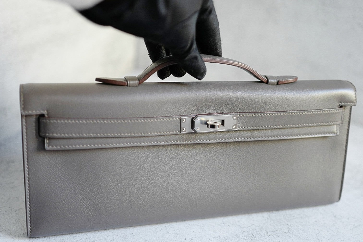 Hermès Kelly Cut Etain Swift Leather Palladium Hardware Preowned Clutch