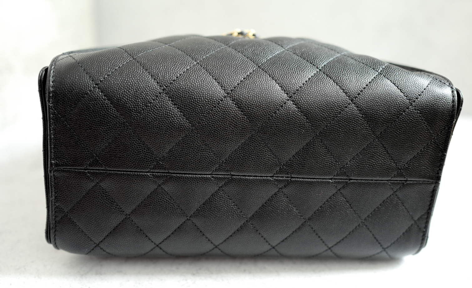 NEW Chanel 25S Small Hobo Bag Black Grained Calfskin with Gold Hardware
