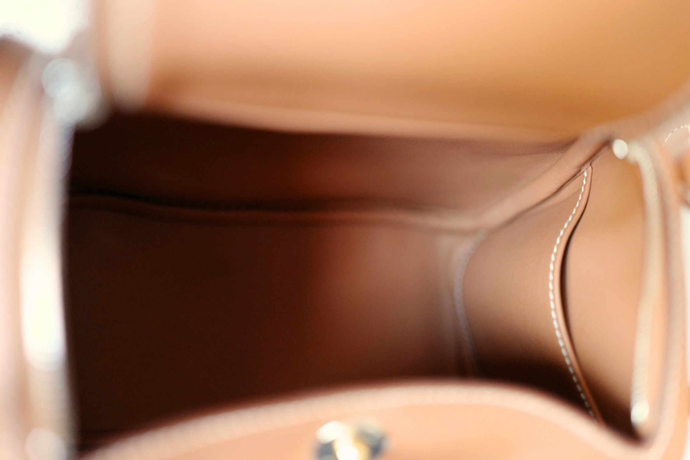 BNIB Hermès Lindy Mini II Bag Swift Leather Gold 37 Electrum Silver/Gold Hardware