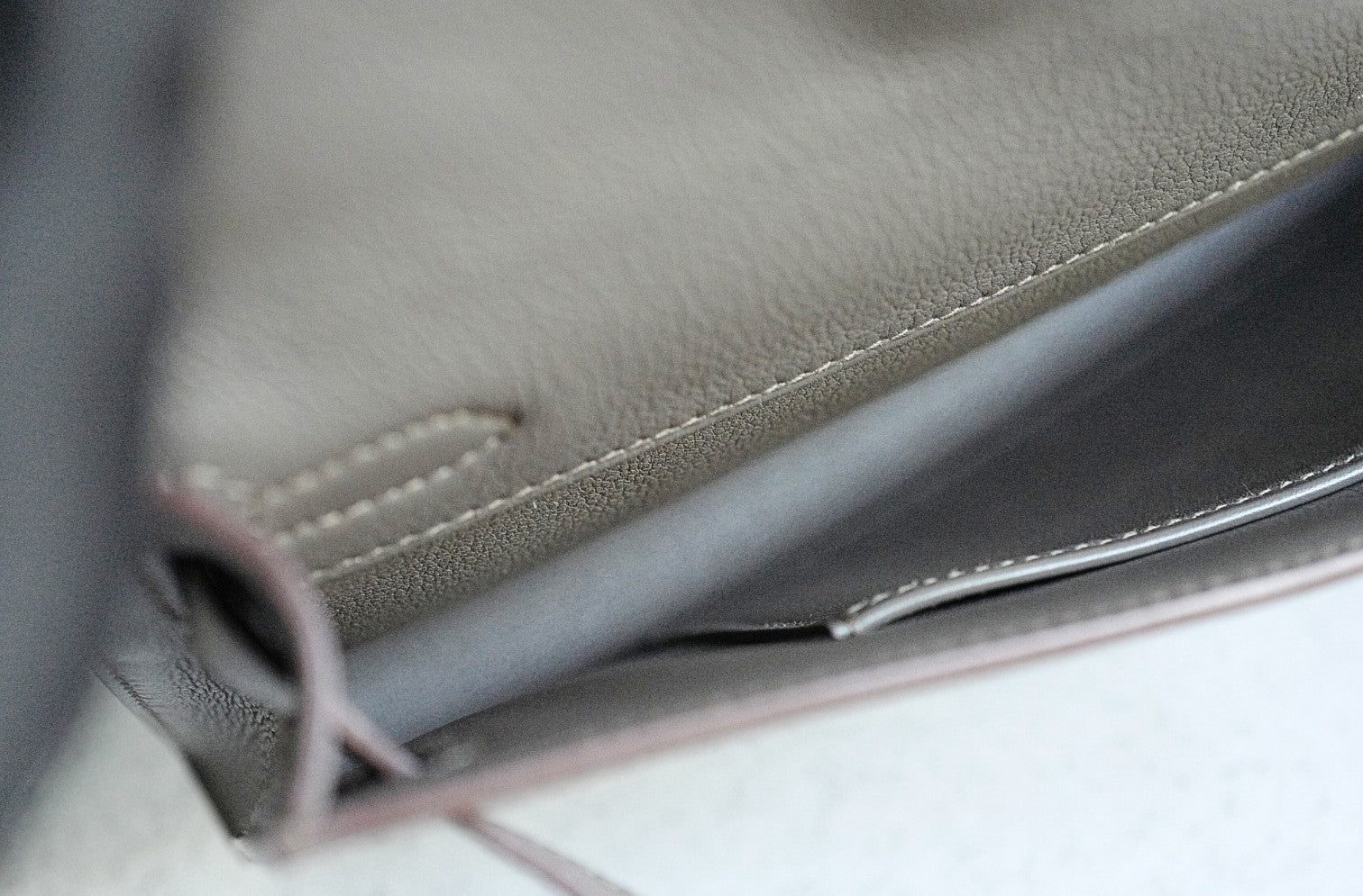 Hermès Kelly Cut Etain Swift Leather Palladium Hardware Preowned Clutch