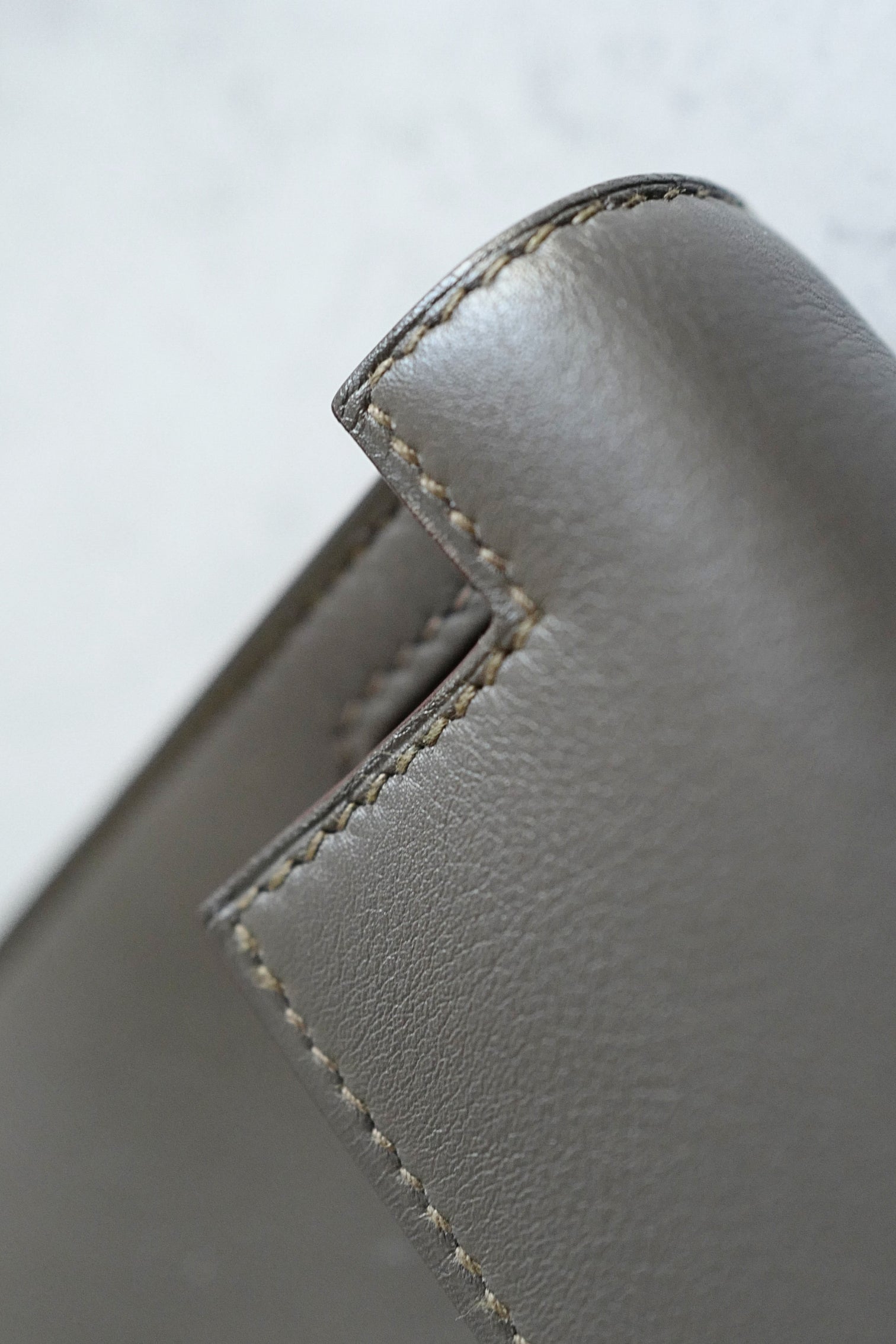 Hermès Kelly Cut Etain Swift Leather Palladium Hardware Preowned Clutch