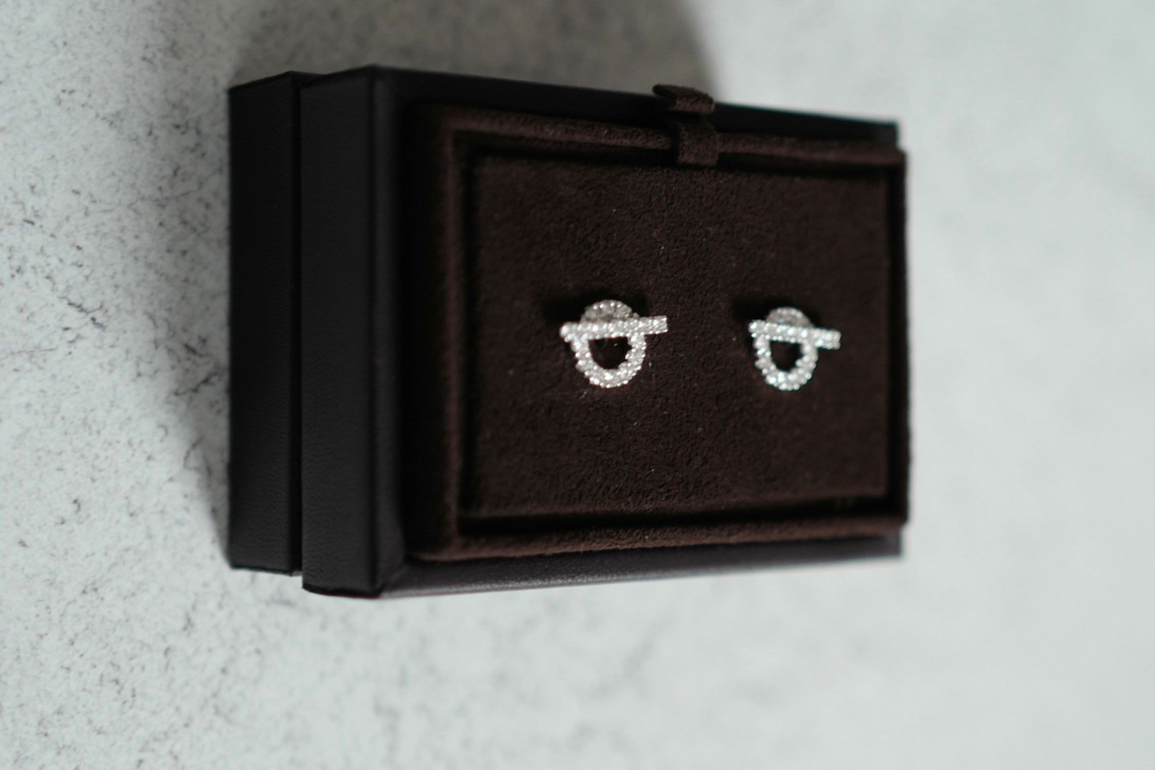 BNIB Hermes Finesse Earrings White Gold With Diamonds $11K Retail