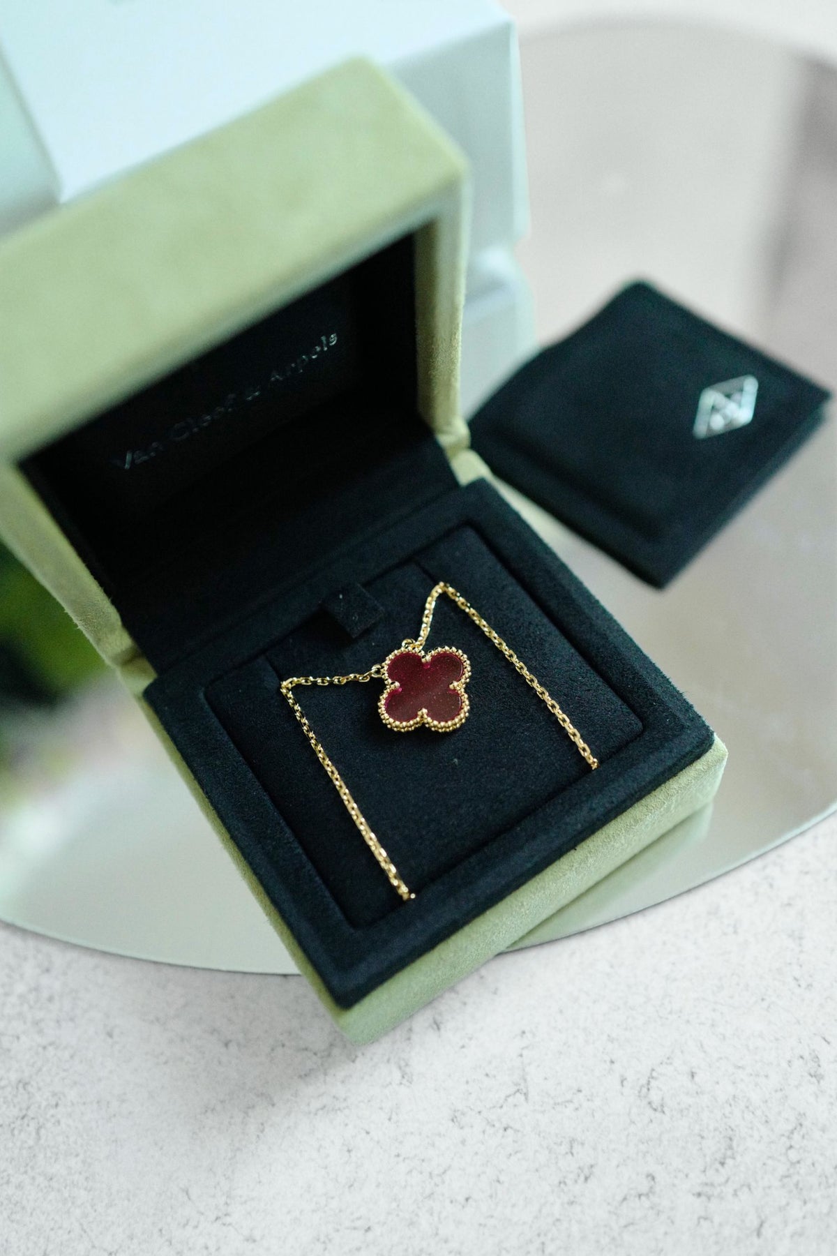 NEW Van Cleef & Arpels Vintage Alhambra Pink Pendant Necklace 18k Yellow Gold