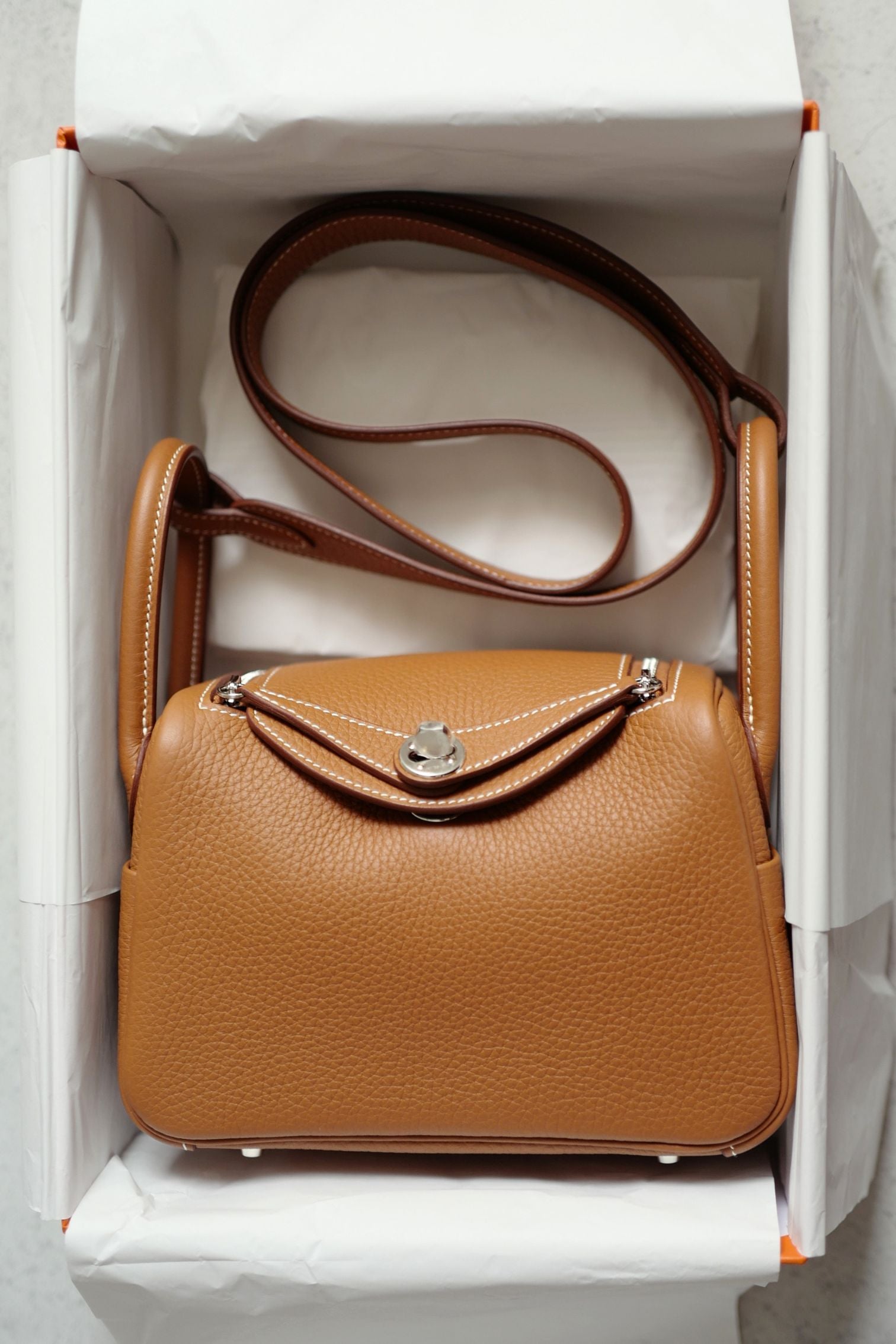 New Hermès Mini Lindy Gold Clemence Leather Palladium Hardware