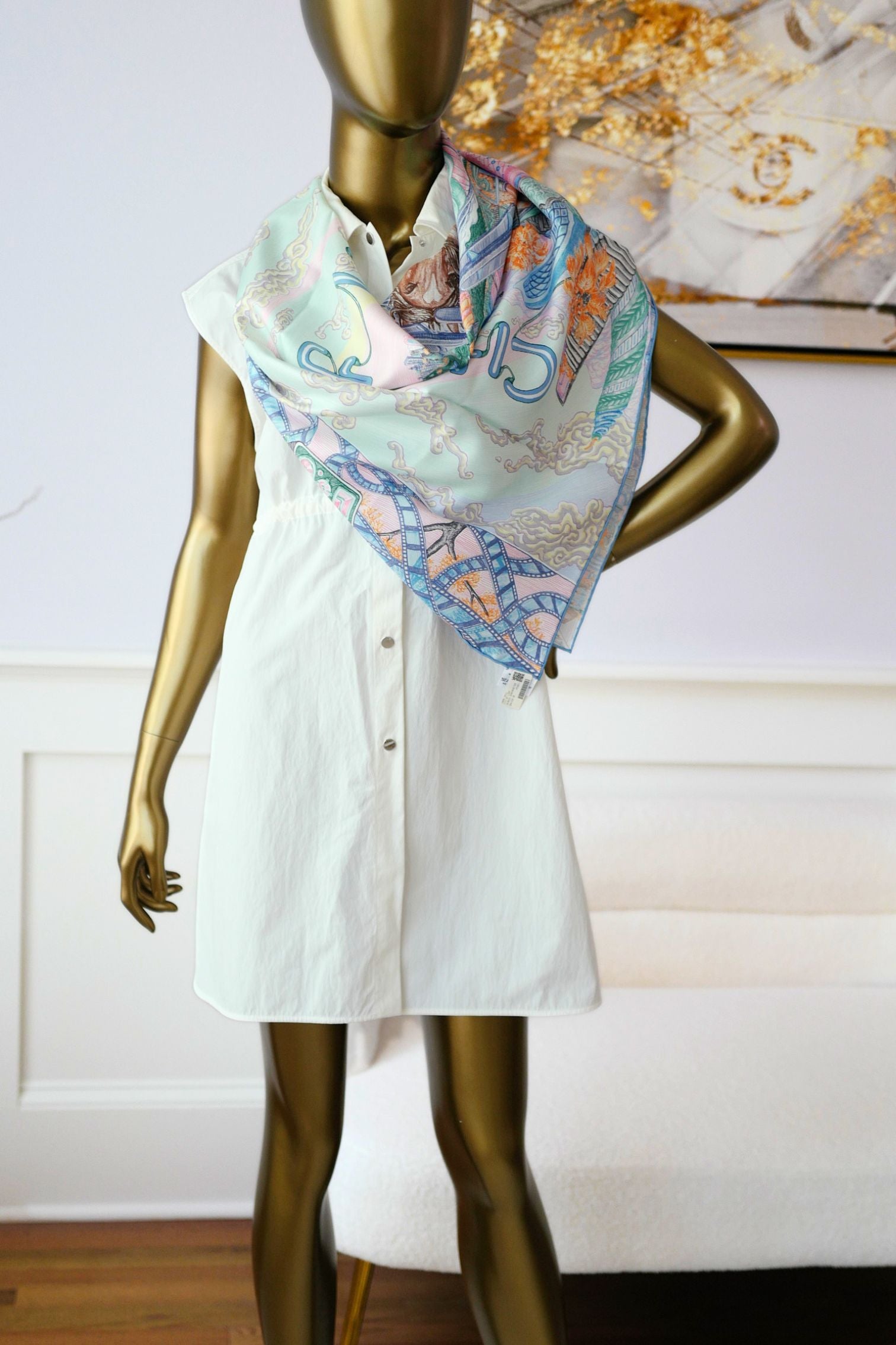 Hermès City of Light Scarf Bleu Jean/Rose/ Vert Véronèse 100% Silk 90