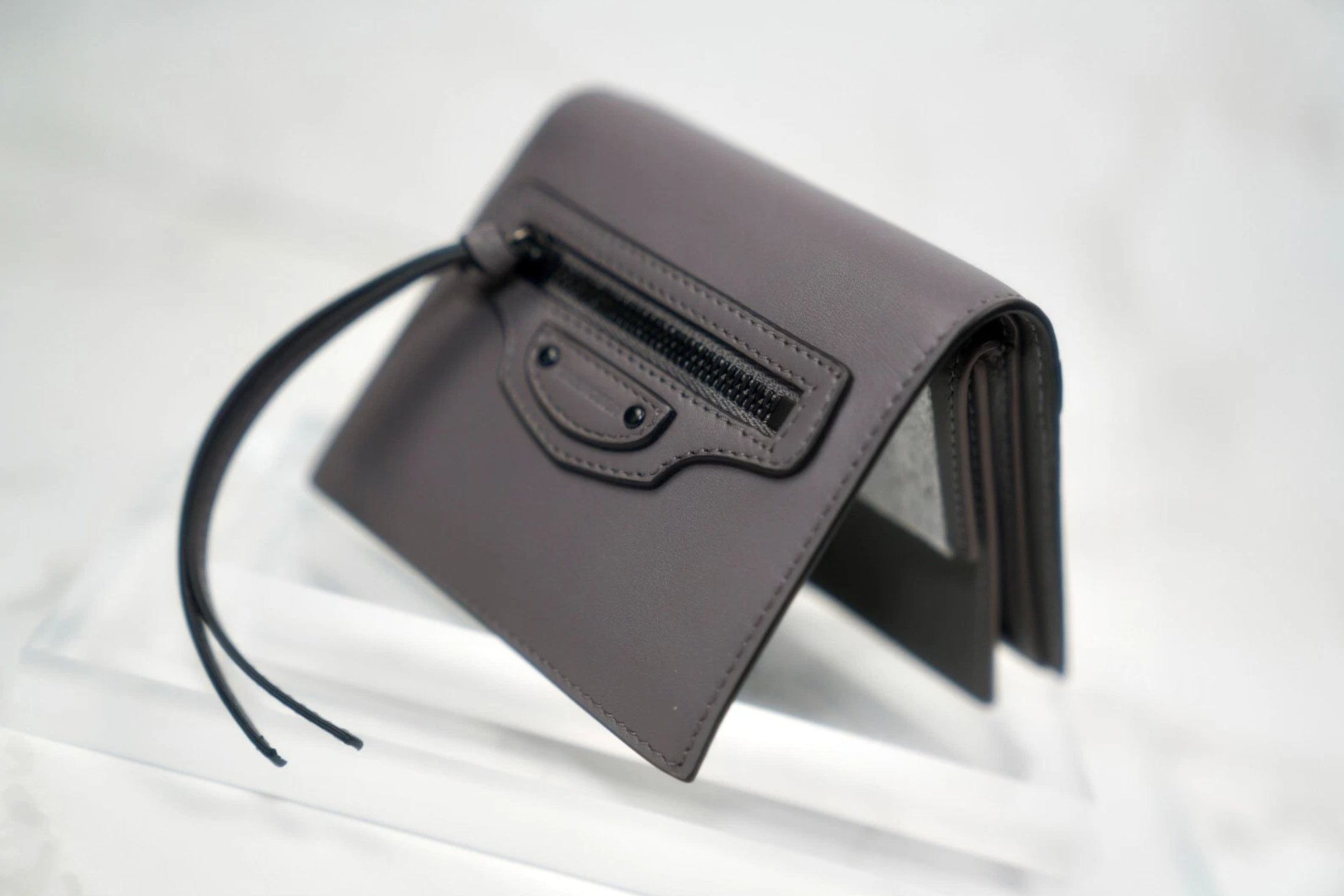 BNIB Balenciaga Women's Neo Classic Mini Wallet in Dark Grey Calfskin