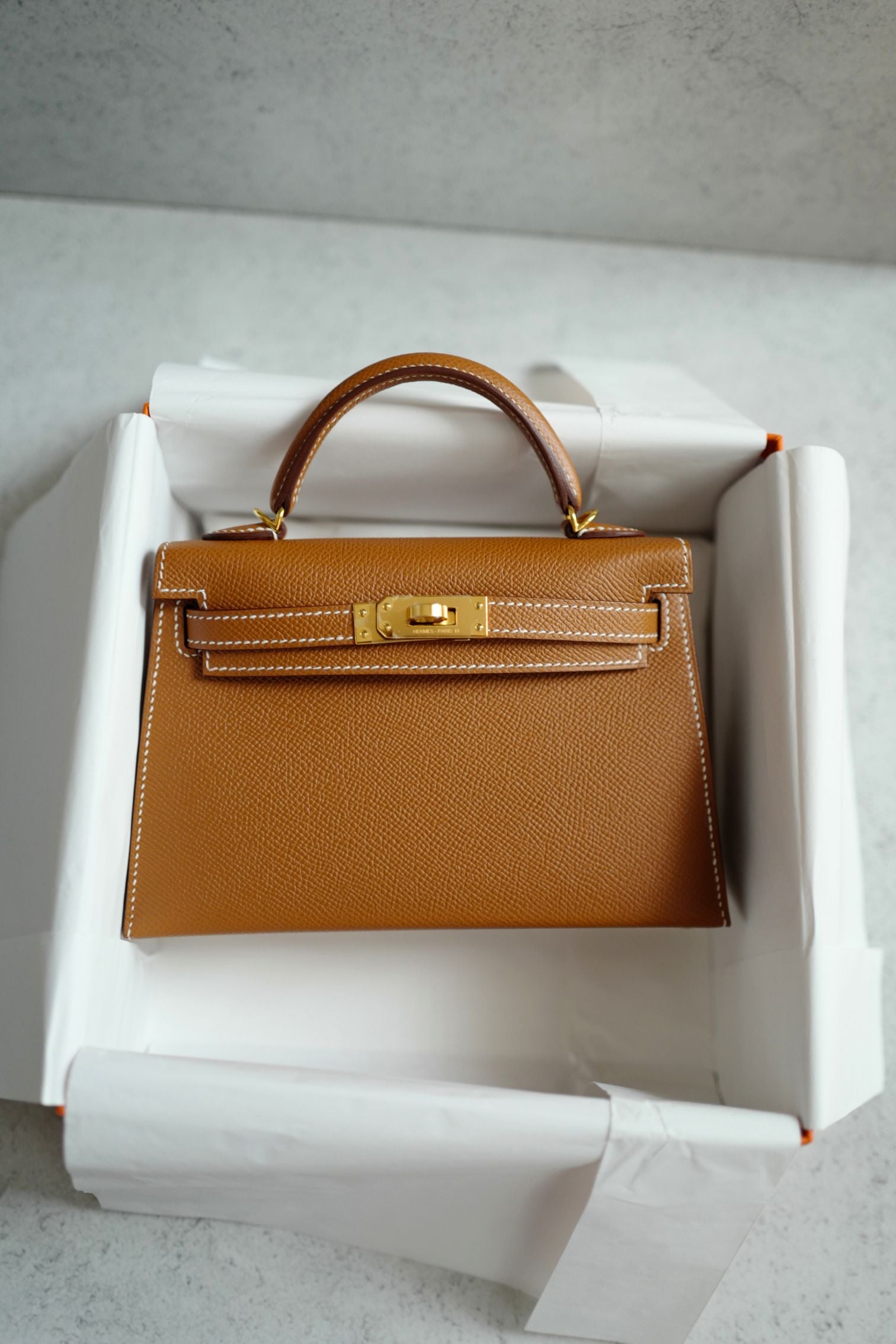 BNIB Hermes Mini Kelly Gold Epsom Calfskin Gold Hardware G Stamp 2026