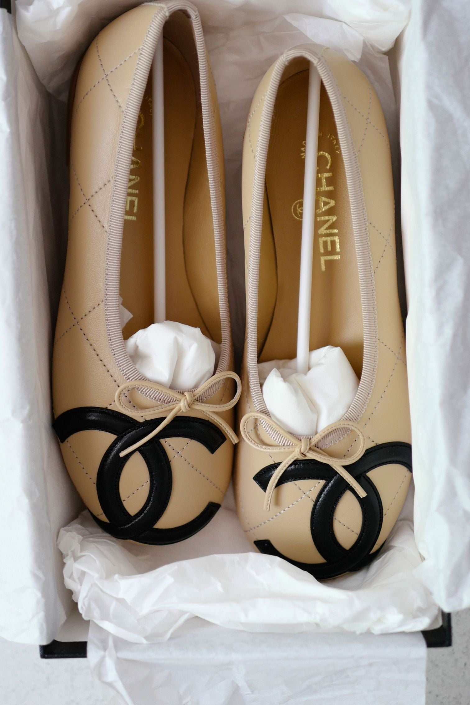 Chanel 26M Coco Beach Ballet Flats Beige Lambskin Size 37