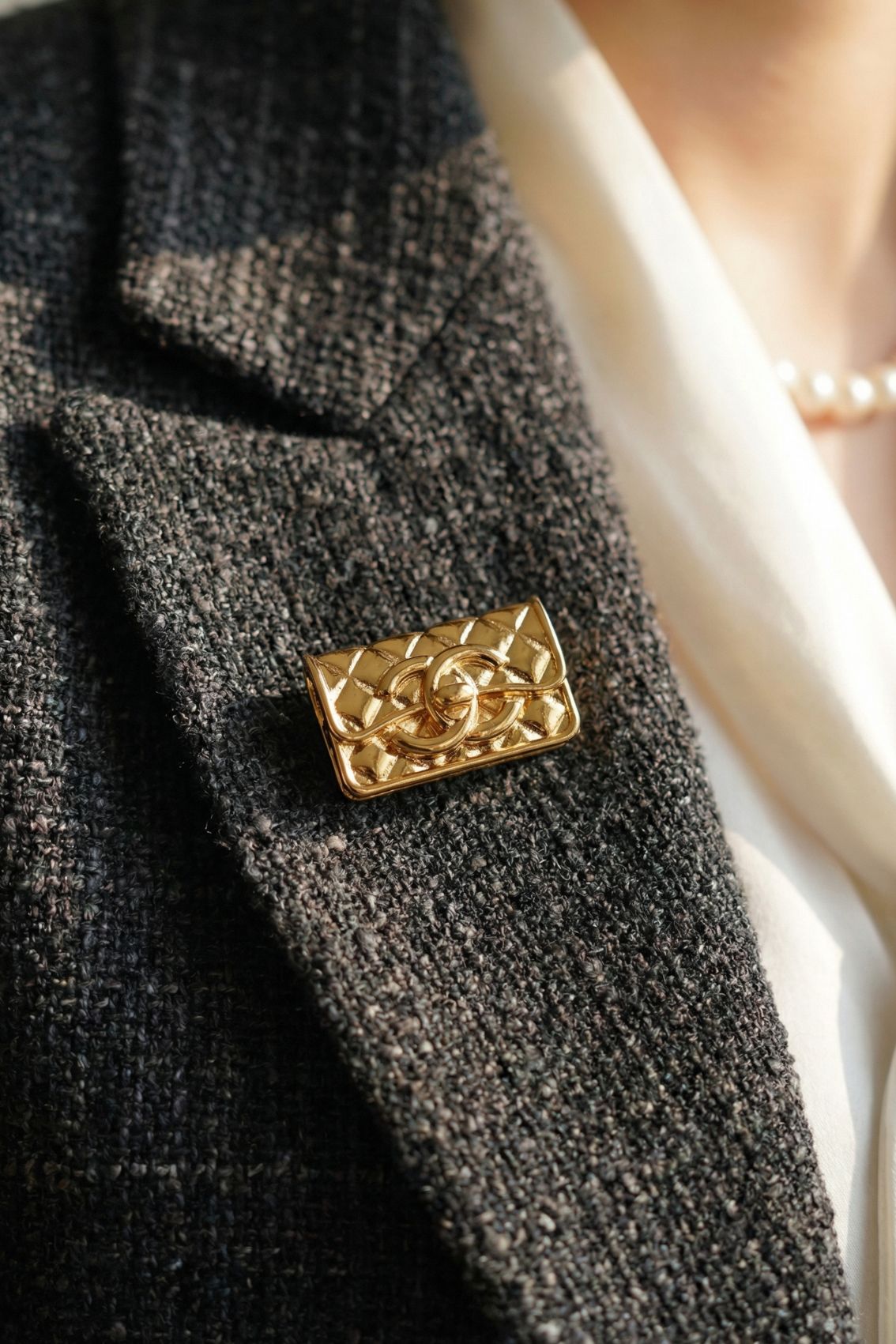 CHANEL Brooch B23K Matelasse bag motif Gold Metal BNIB NEW