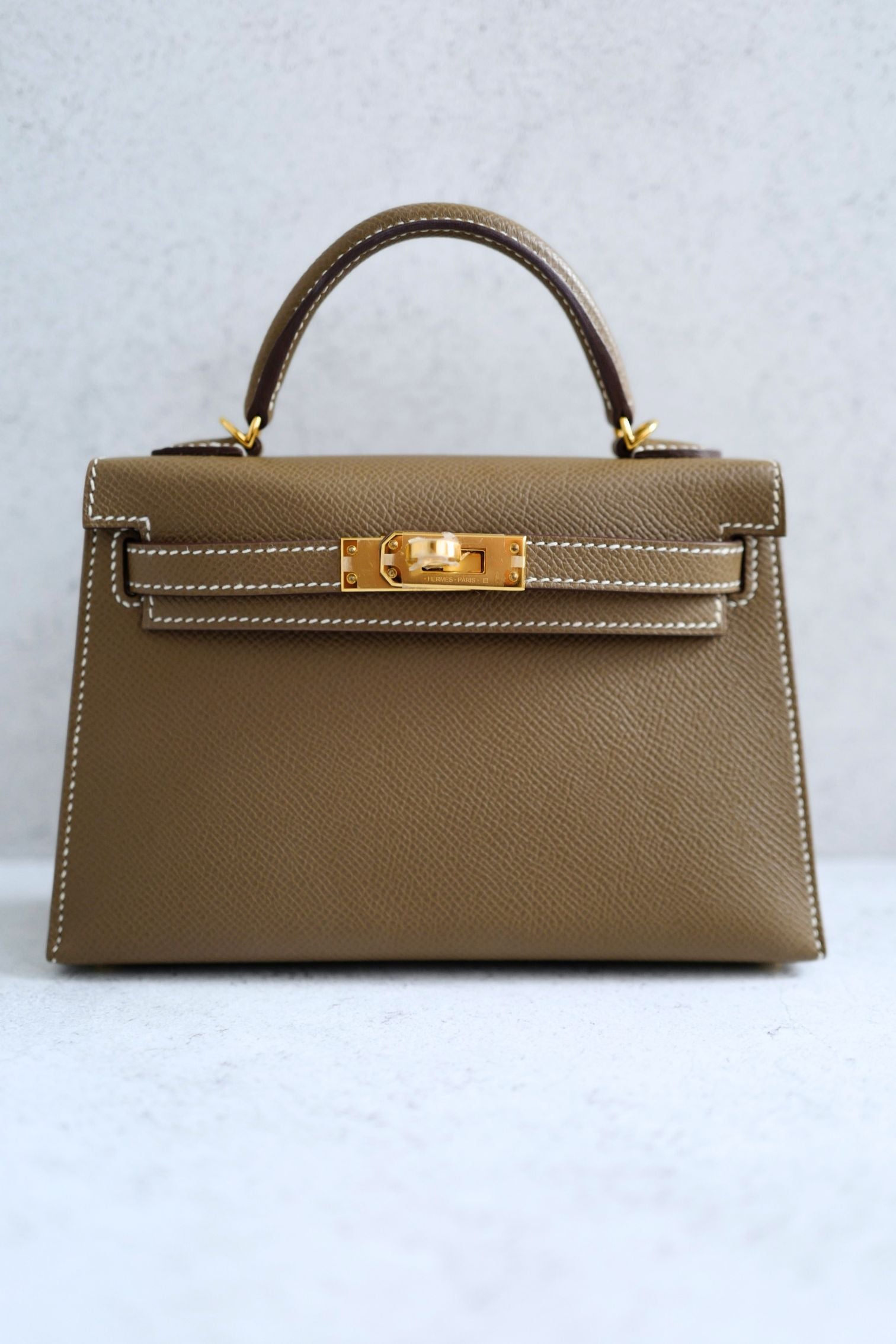 Hermès Mini Kelly Etoupe Epsom Leather Gold Hardware 2023 B Stamp