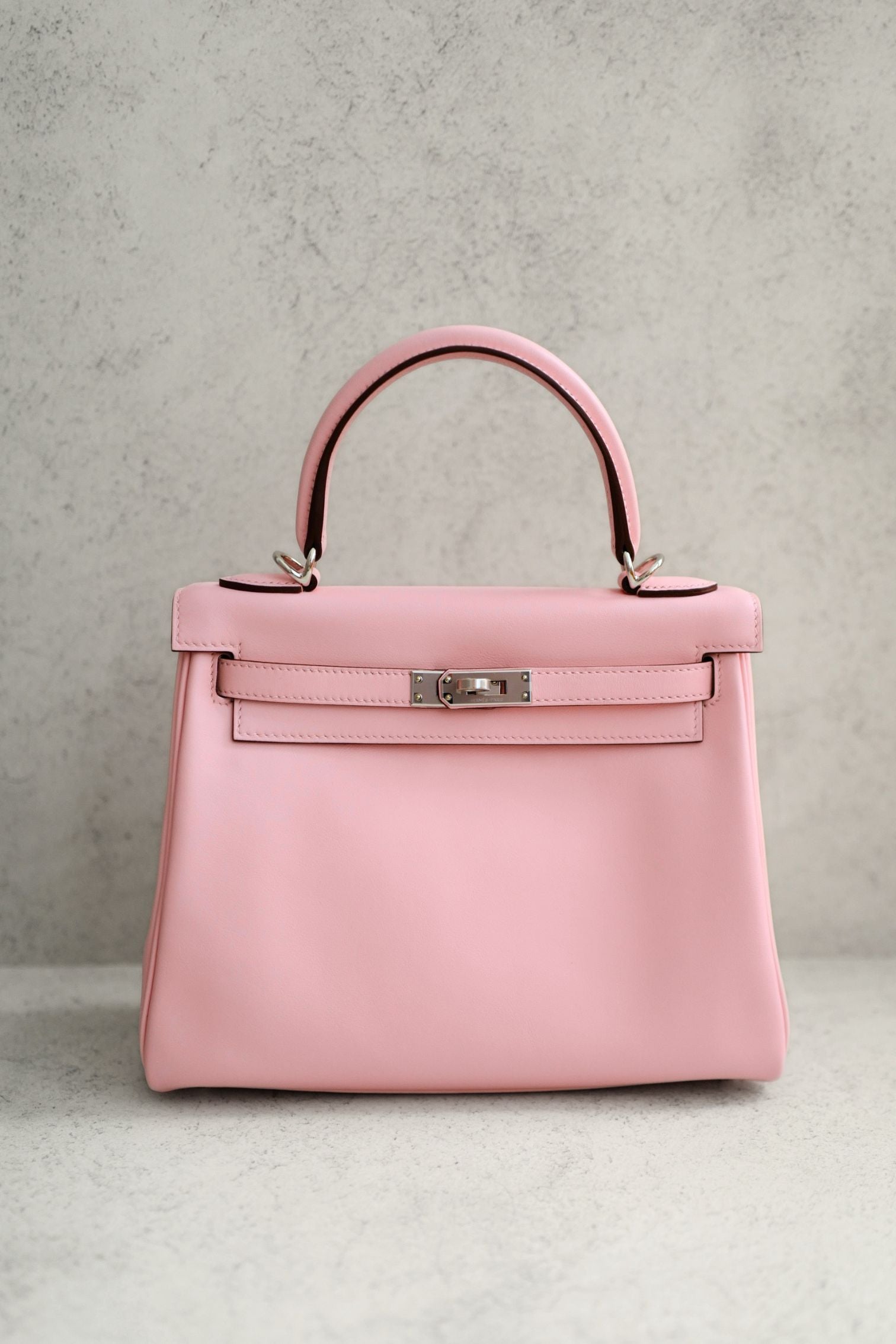 Hermès Kelly 25 Rose Sakura Swift with Palladium Hardware