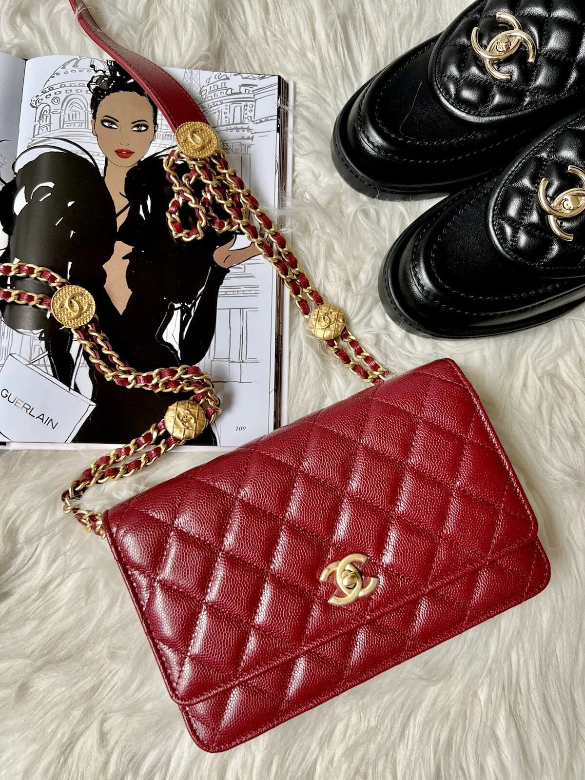 Chanel Wallet on Chain Metier D’art Shiny Calfskin Caviar In Burgundy Gold HW