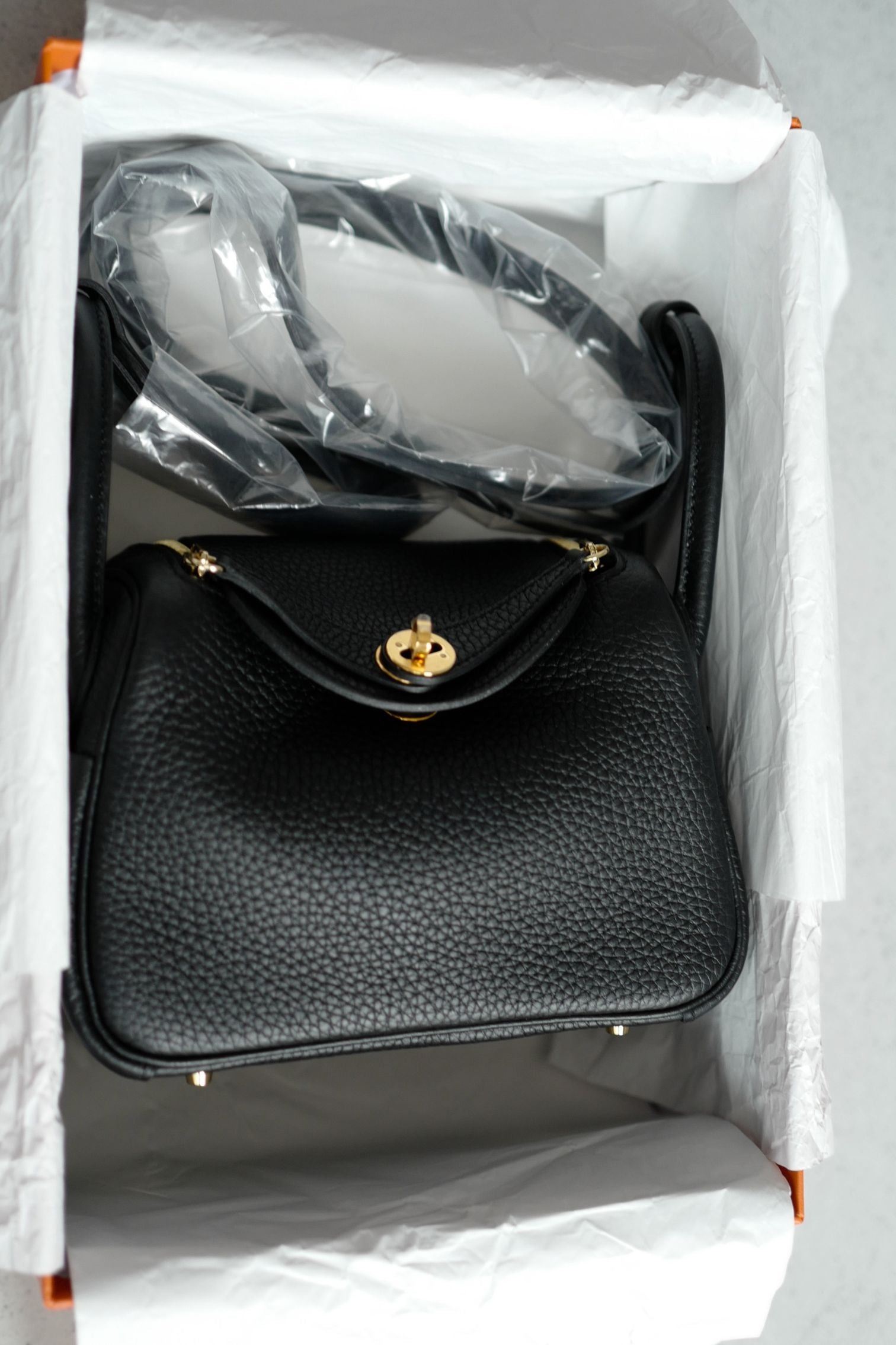 Brand New Hermès Mini Lindy Black Noir Clemence Gold Hardware U 2023