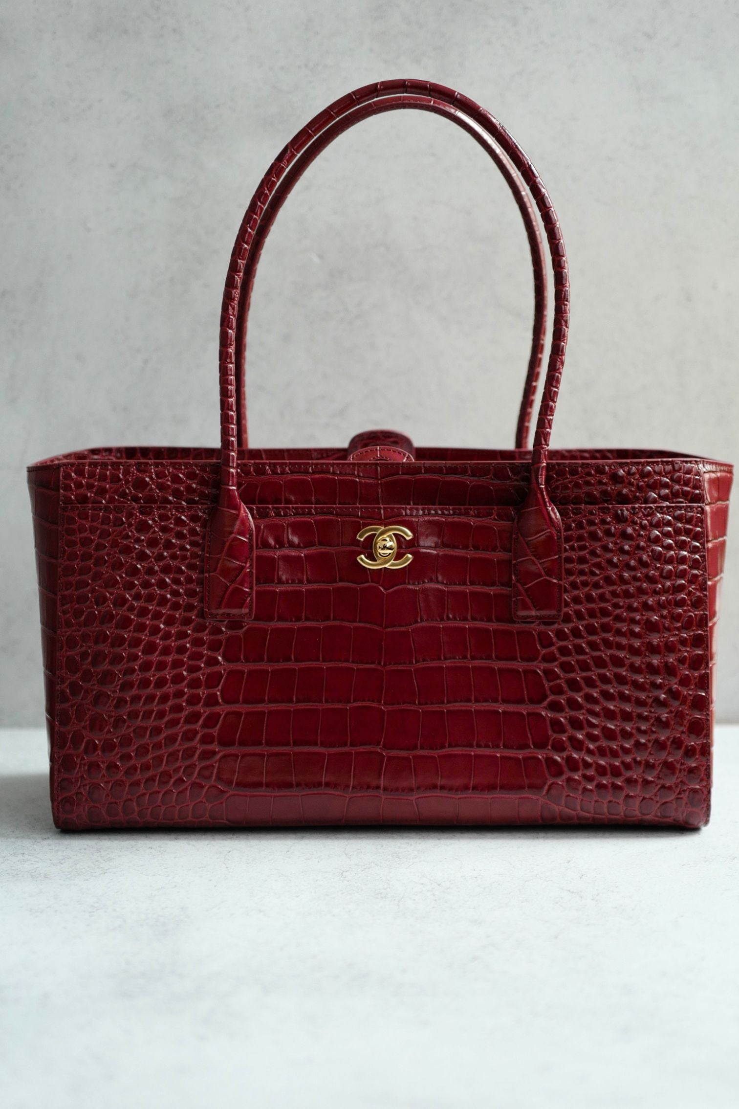 Chanel 26S Matthieu Blazy's Small Tote Red Crocodile Embossed Calfskin GHW