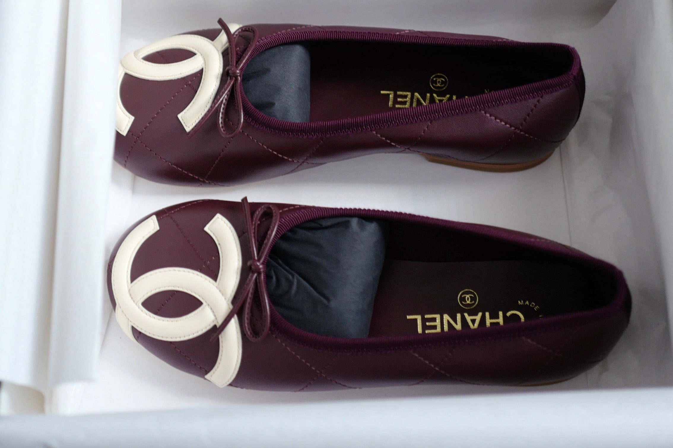 Chanel 26M Coco Beach Ballet Flats Burgundy White Lambskin Size 37