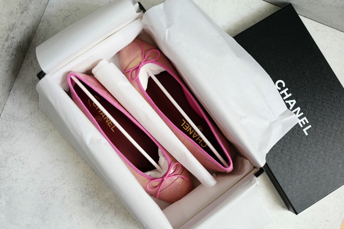 NEW Chanel 26K Matthieu Blazy's Ballet Flats Croc Embossed Calfskin Pink Size 39