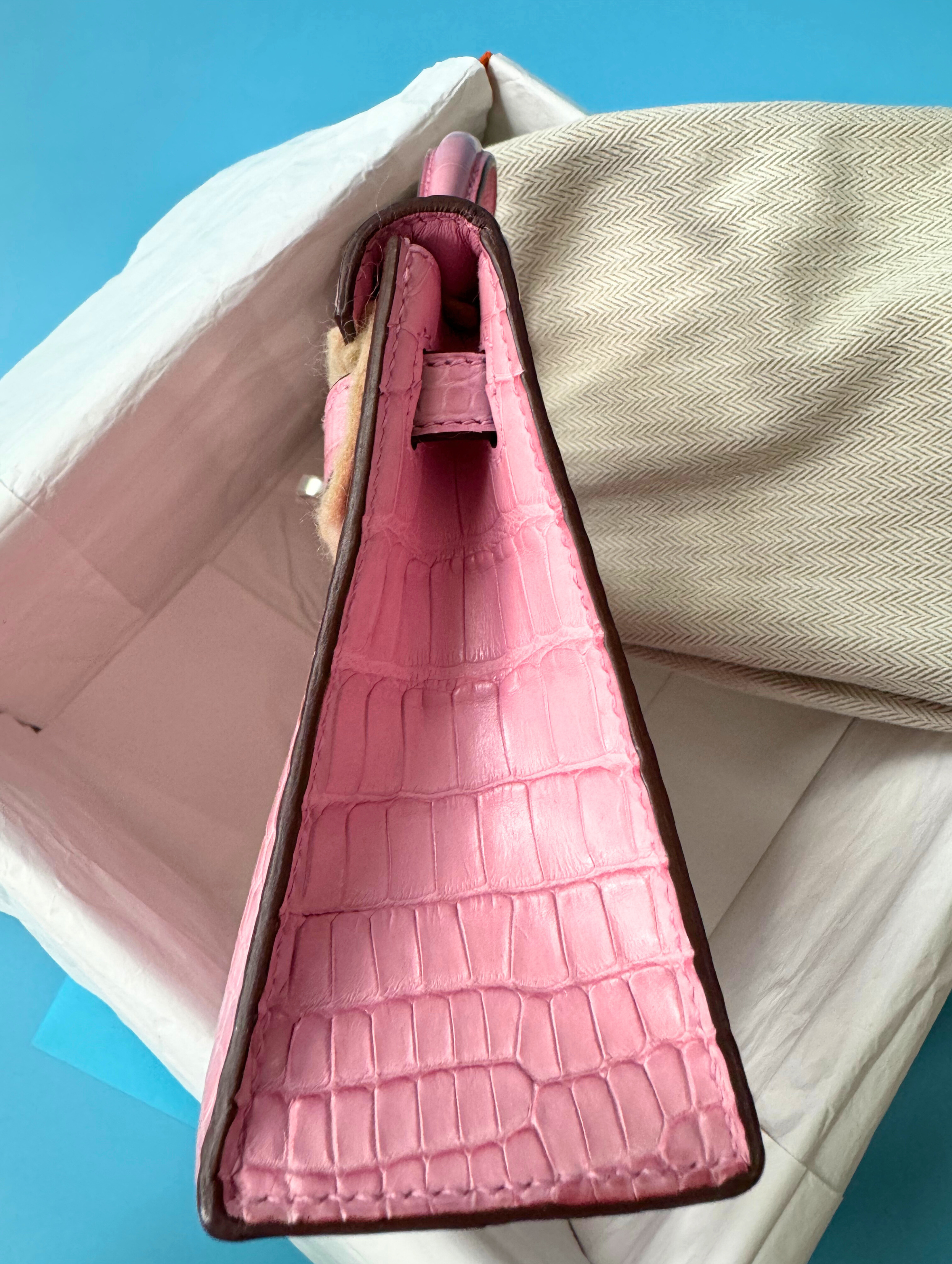 Hermès Mini Kelly 20 5P Pink Matte Alligator with Palladium Hardware