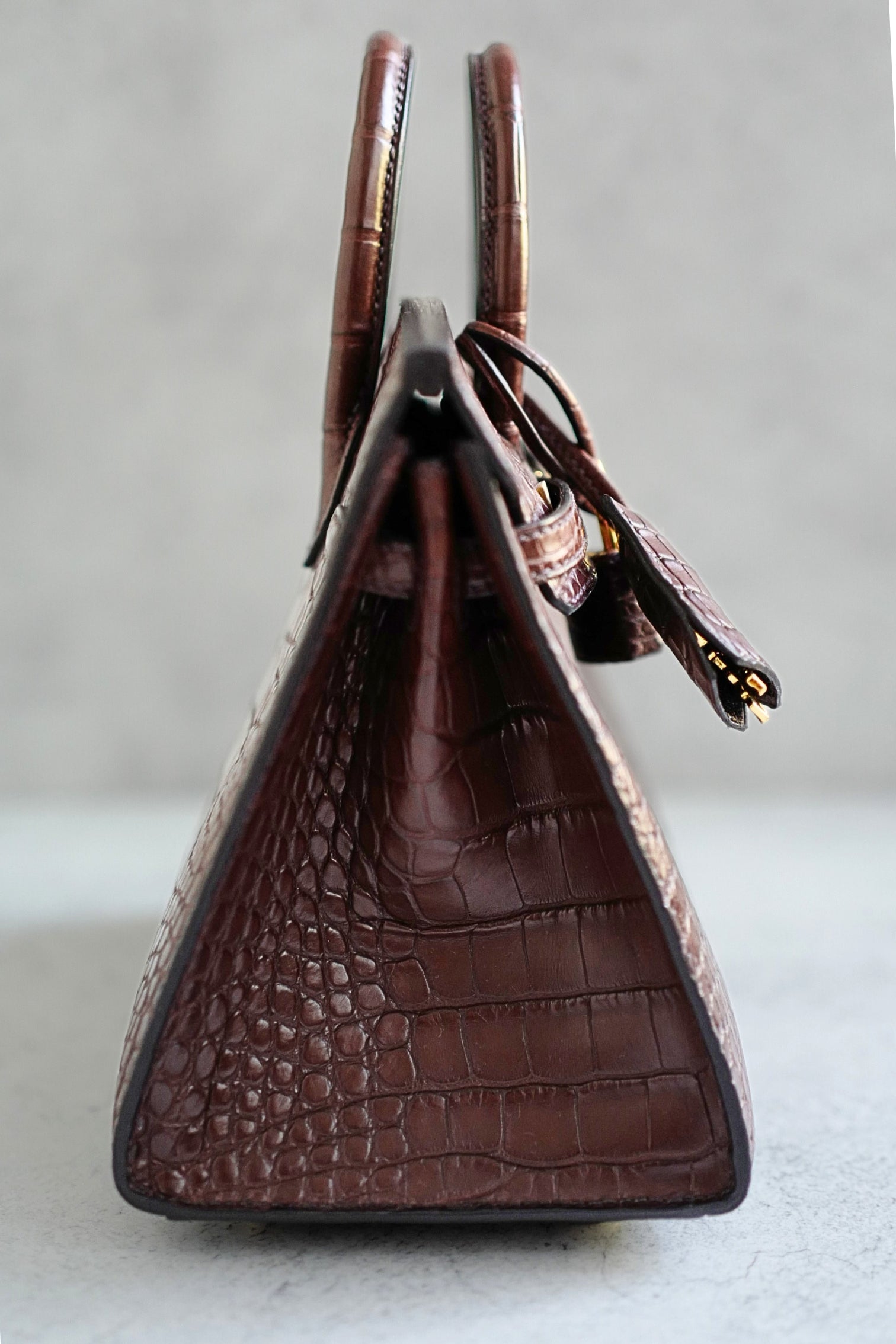 HERMÈS Birkin Sellier 20 Havane Matte Alligator with Gold Hardware