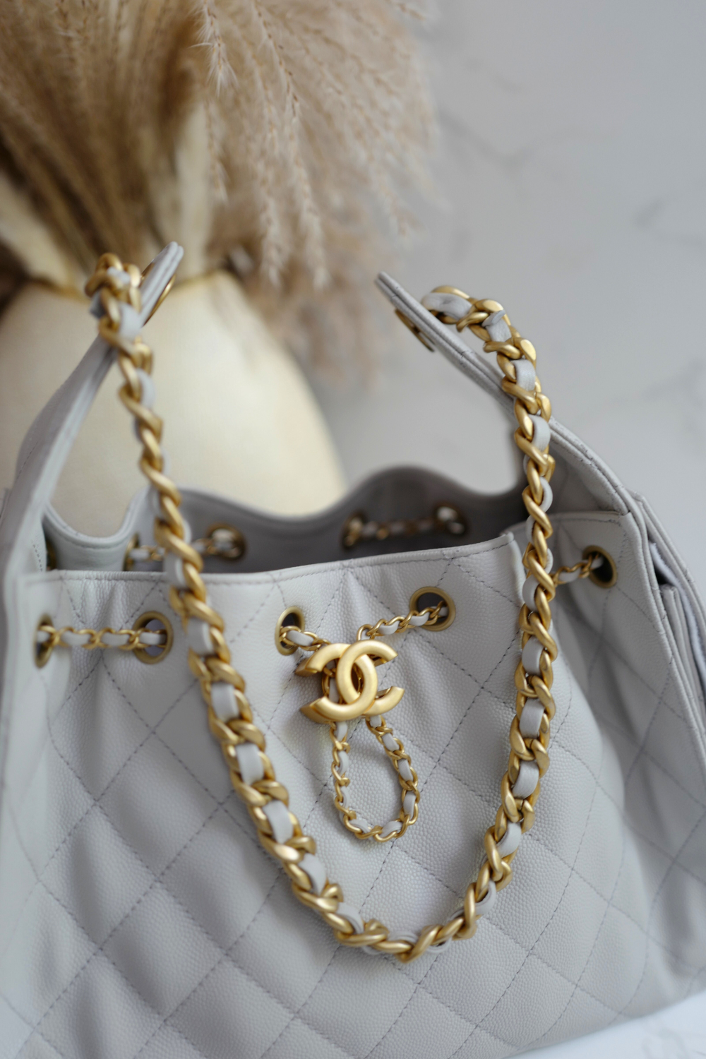 NEW CHANEL 2025 25B Small Hobo Bag Grained Calfskin Pale Grey