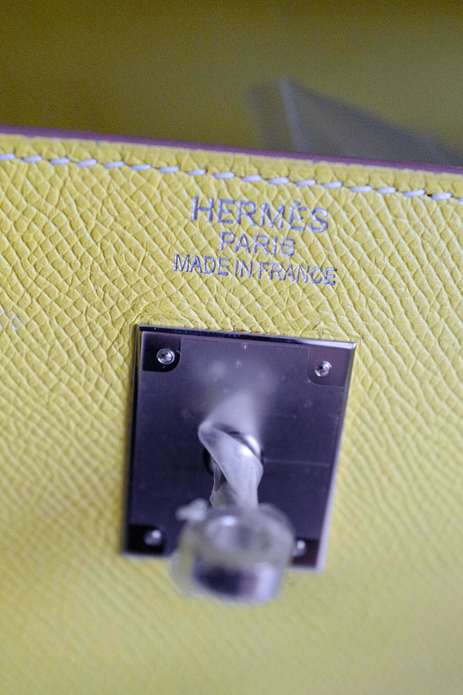 Preowned Hermès Kelly 35 Candy Lime Epsom Leather Gris Perle Inside Palladium Hardware