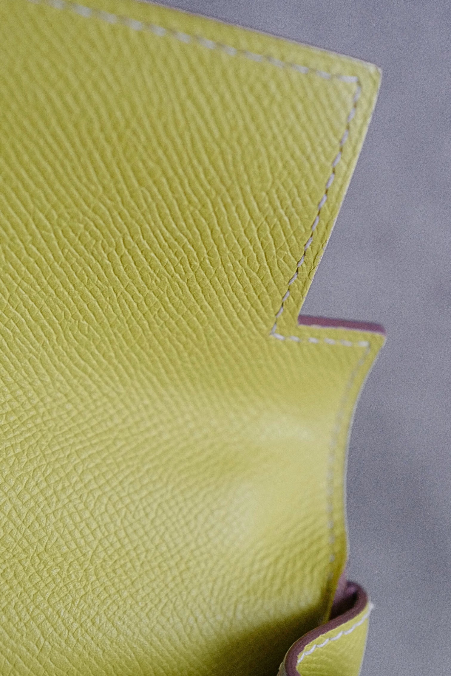 Preowned Hermès Kelly 35 Candy Lime Epsom Leather Gris Perle Inside Palladium Hardware