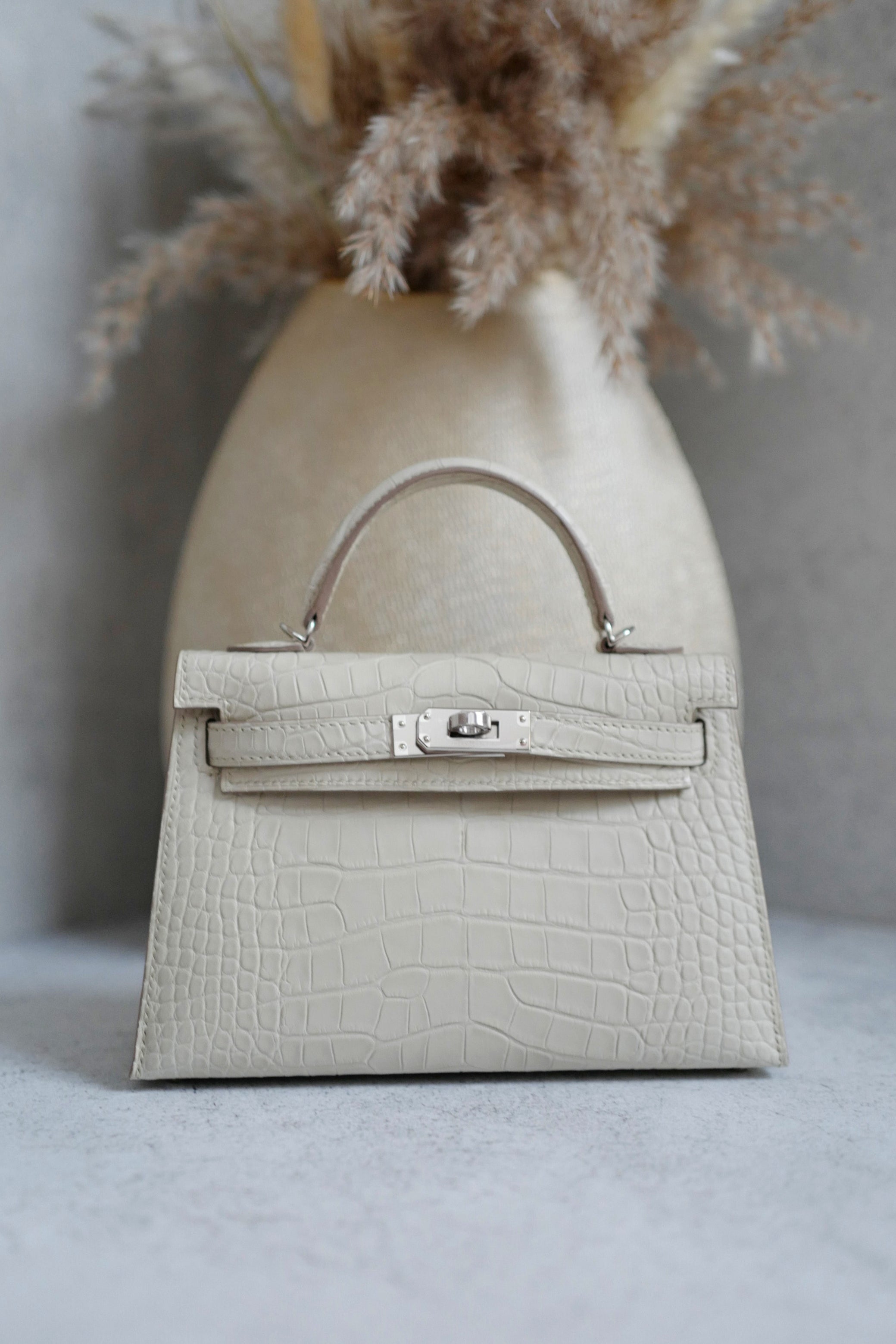 BNIB Hermès Mini Kelly 20 Beton Matte Crocodile with Palladium Hardware Stamp K