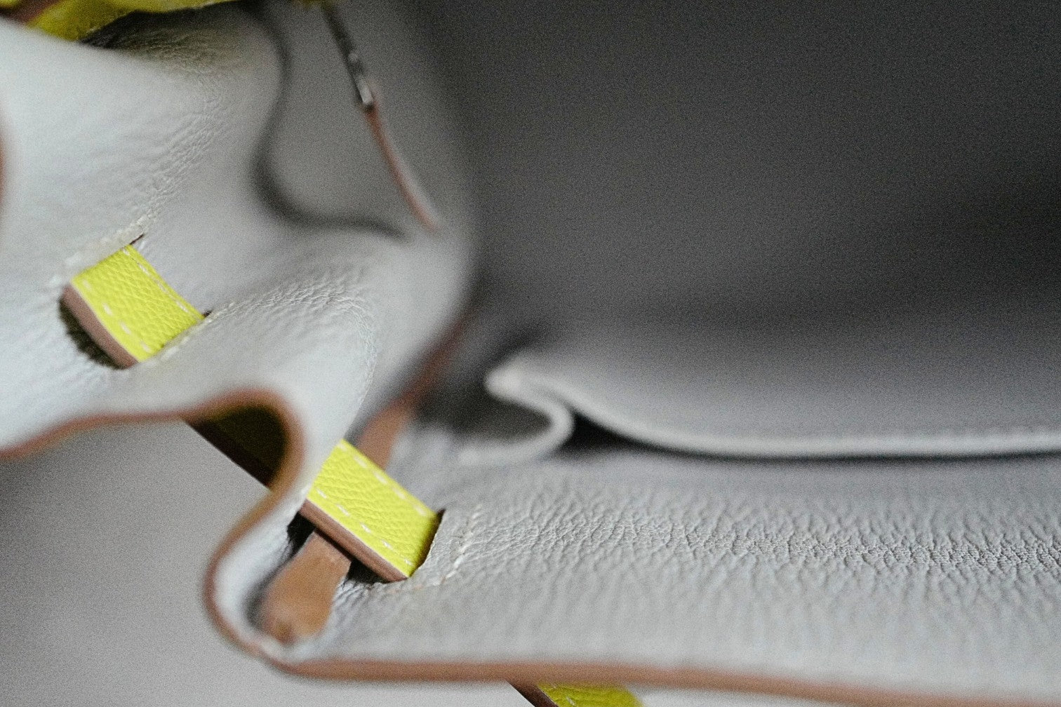 Preowned Hermès Kelly 35 Candy Lime Epsom Leather Gris Perle Inside Palladium Hardware