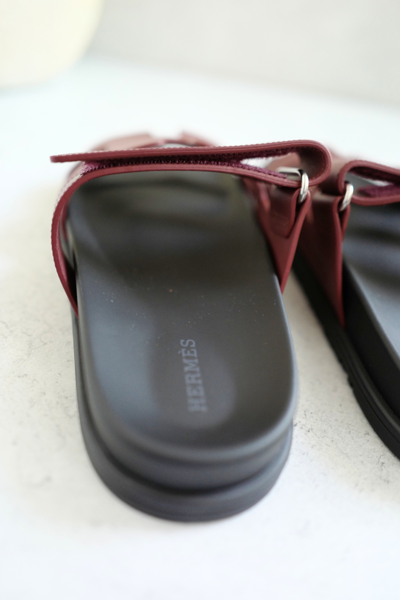BNIB Hermès Chypre Sandals Rouge H Calfskin Leather Size 38.5