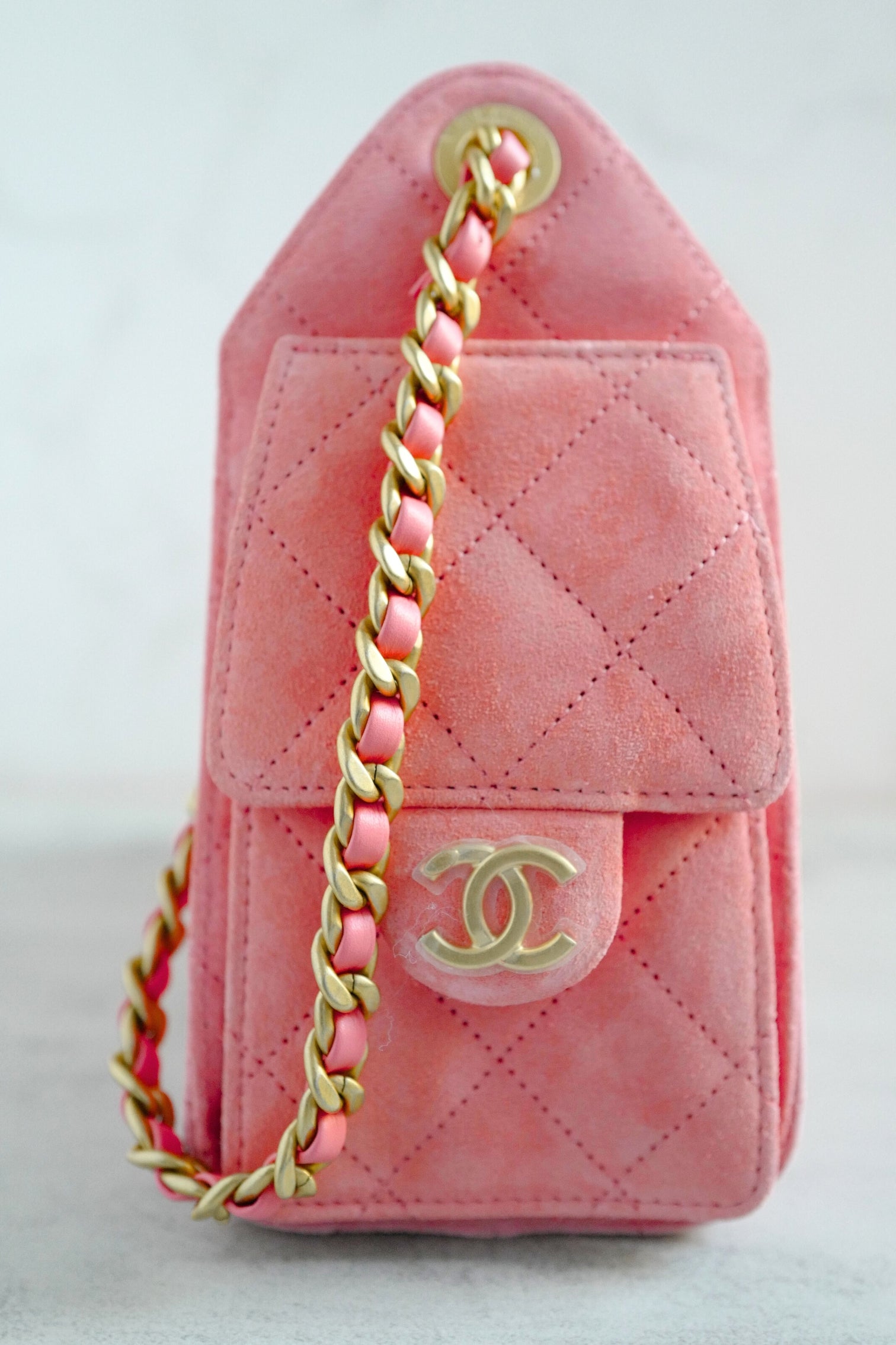 NEW Chanel 26C Mini Hobo Shoulder Bag in Pink Suede with Gold Hardware