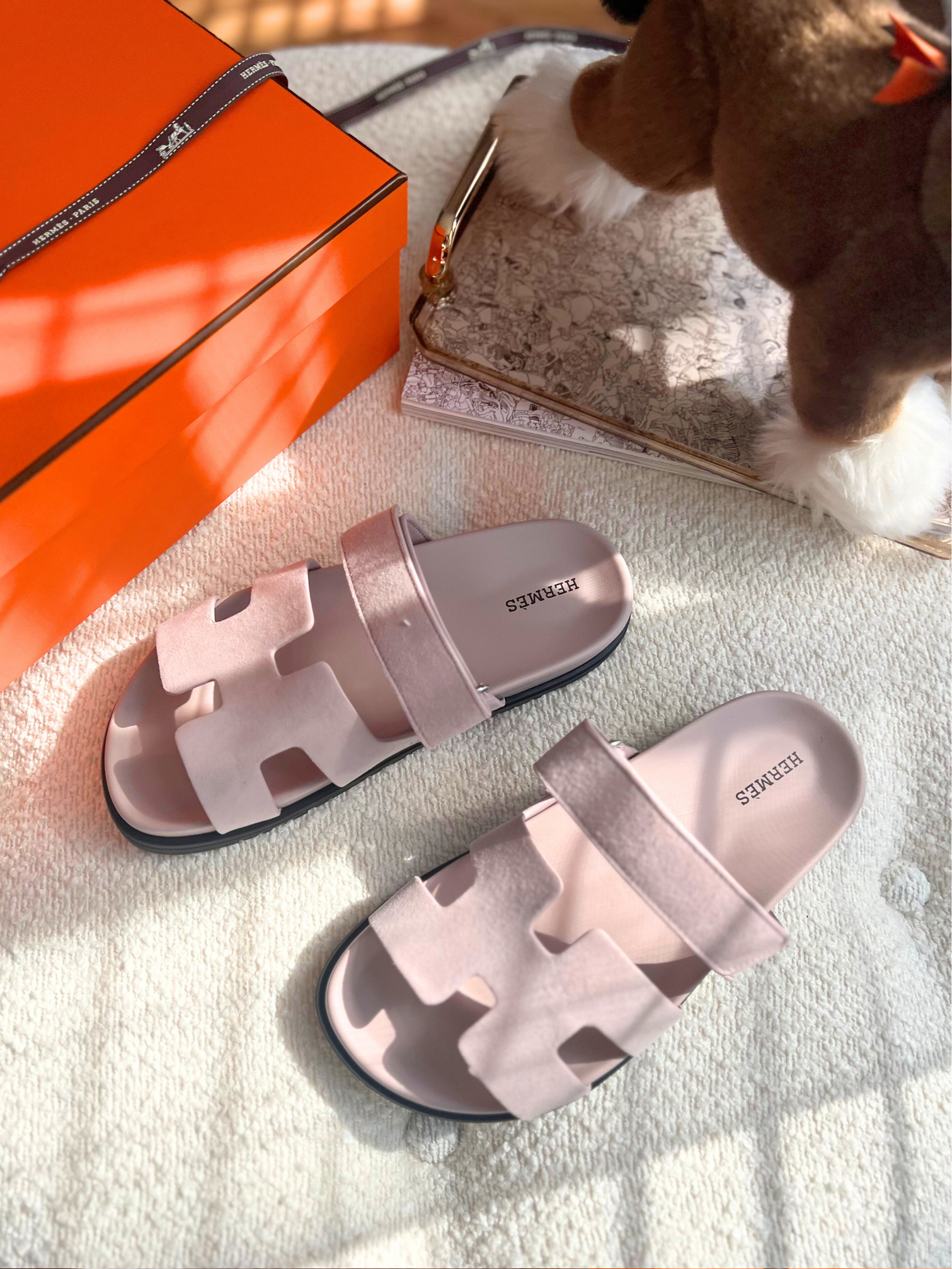 BNIB Hermes Womens Chypre sandal Rose Porcelaine 37.5