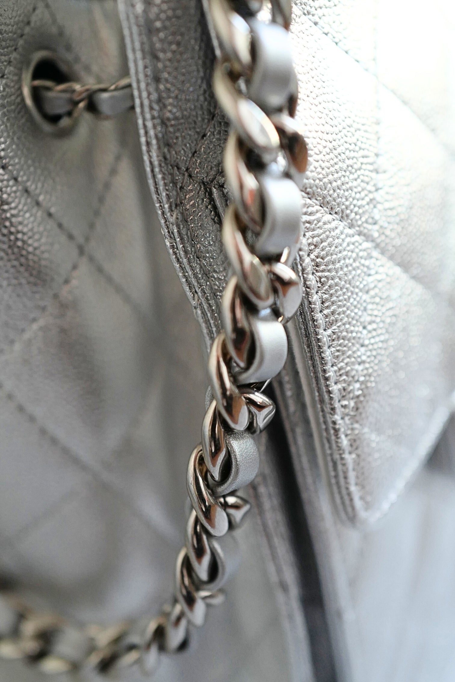 BNIB Chanel 26C Small Hobo Metallic Silver Grained Calfskin Shoulder B