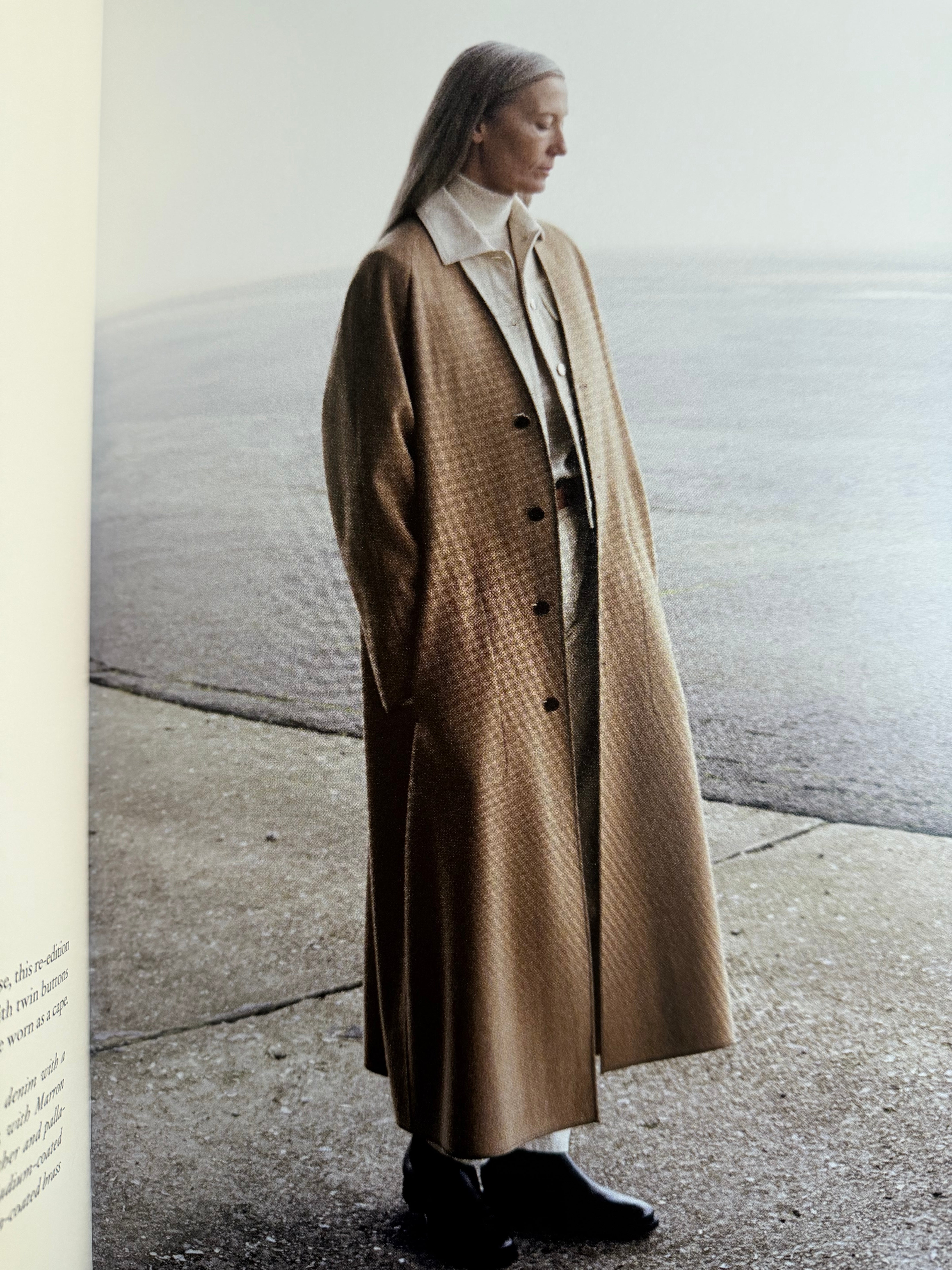 Hermès Women’s Overcoat Size 34 Beige Camel Hair Coat