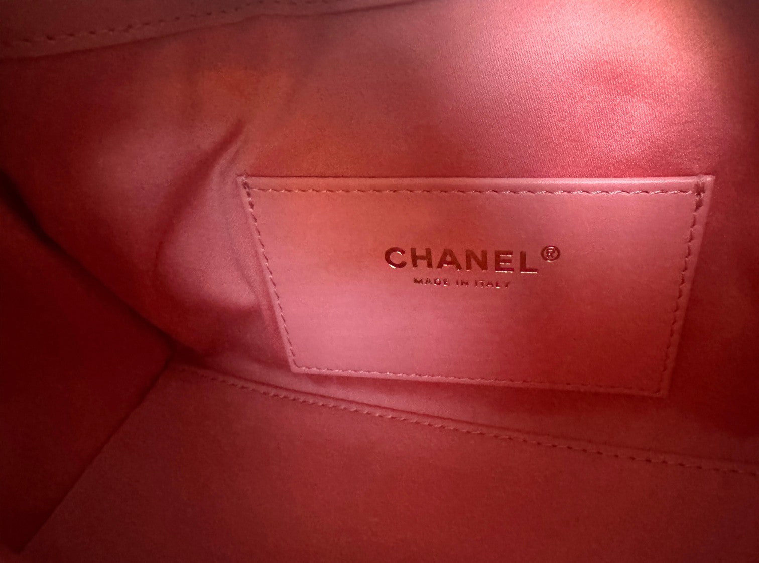 NEW Chanel 26C Mini Hobo Shoulder Bag in Pink Suede with Gold Hardware