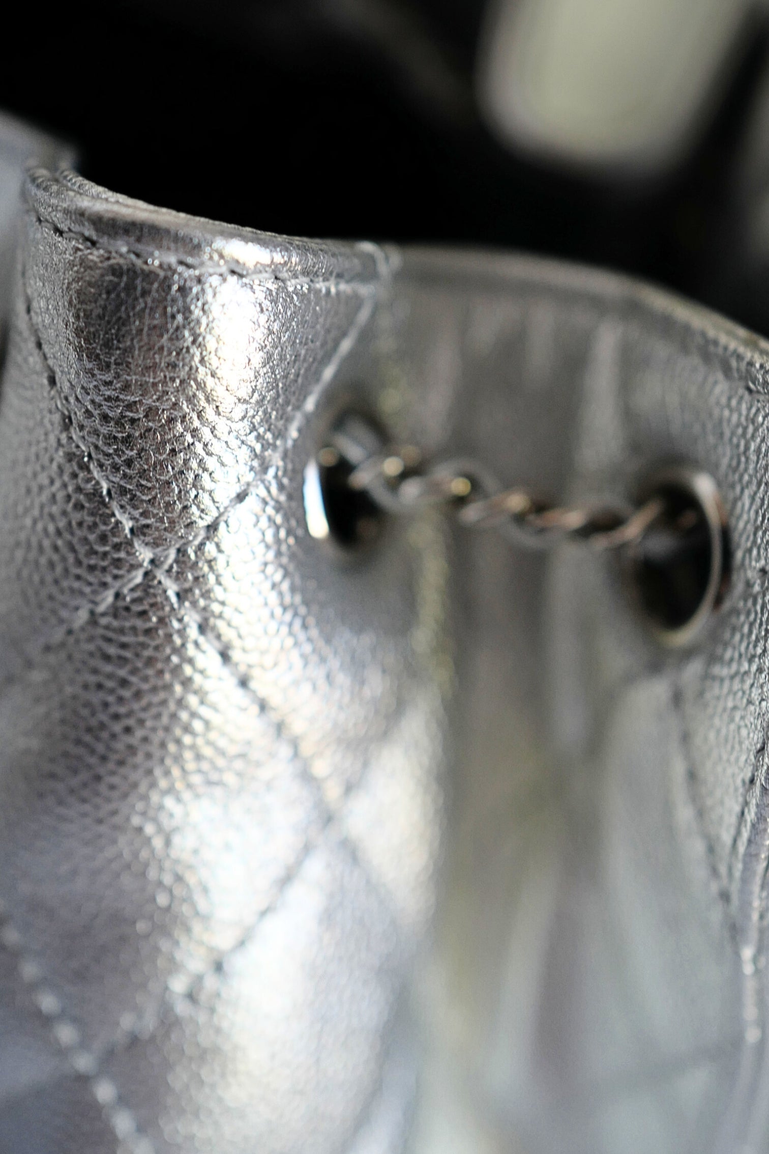 BNIB Chanel 26C Small Hobo Metallic Silver Grained Calfskin Shoulder Bag