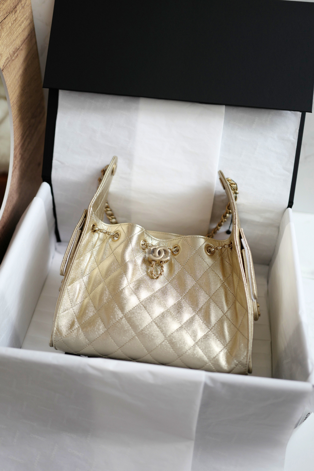 NEW CHANEL Spring-Summer 2025 25S Small Hobo Bag Metallic Grained Calfskin Gold