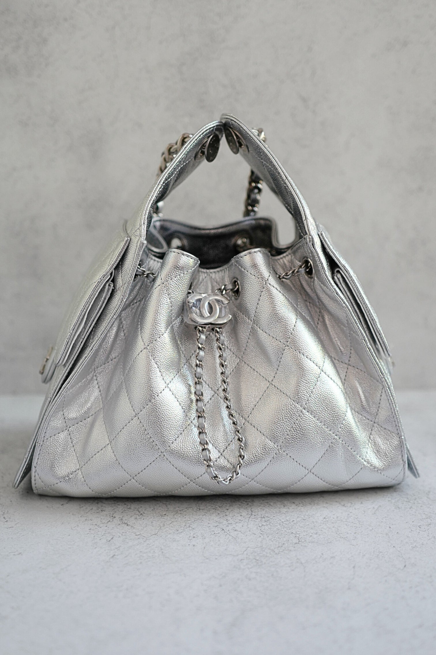 BNIB Chanel 26C Small Hobo Metallic Silver Grained Calfskin Shoulder Bag