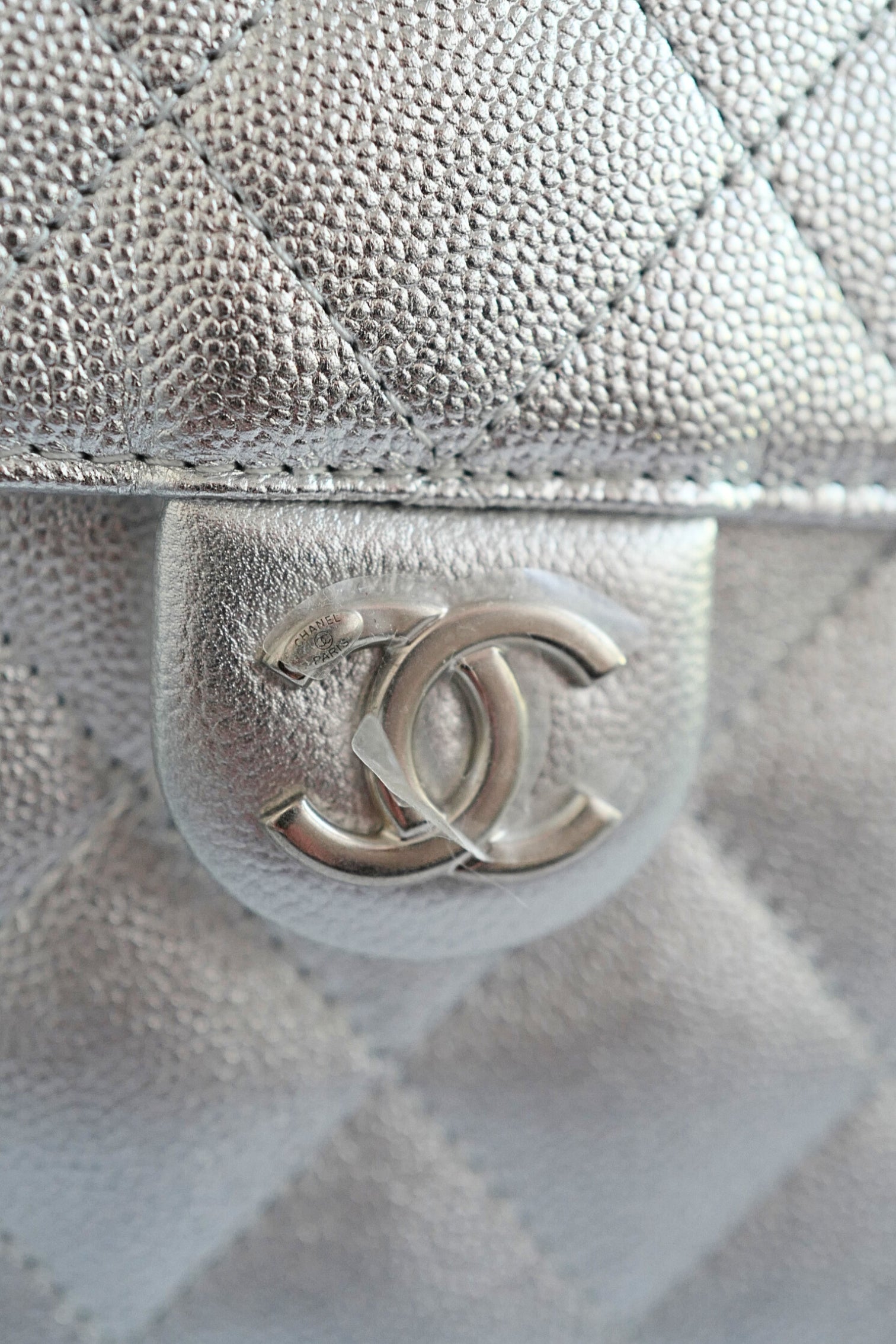 BNIB Chanel 26C Small Hobo Metallic Silver Grained Calfskin Shoulder Bag