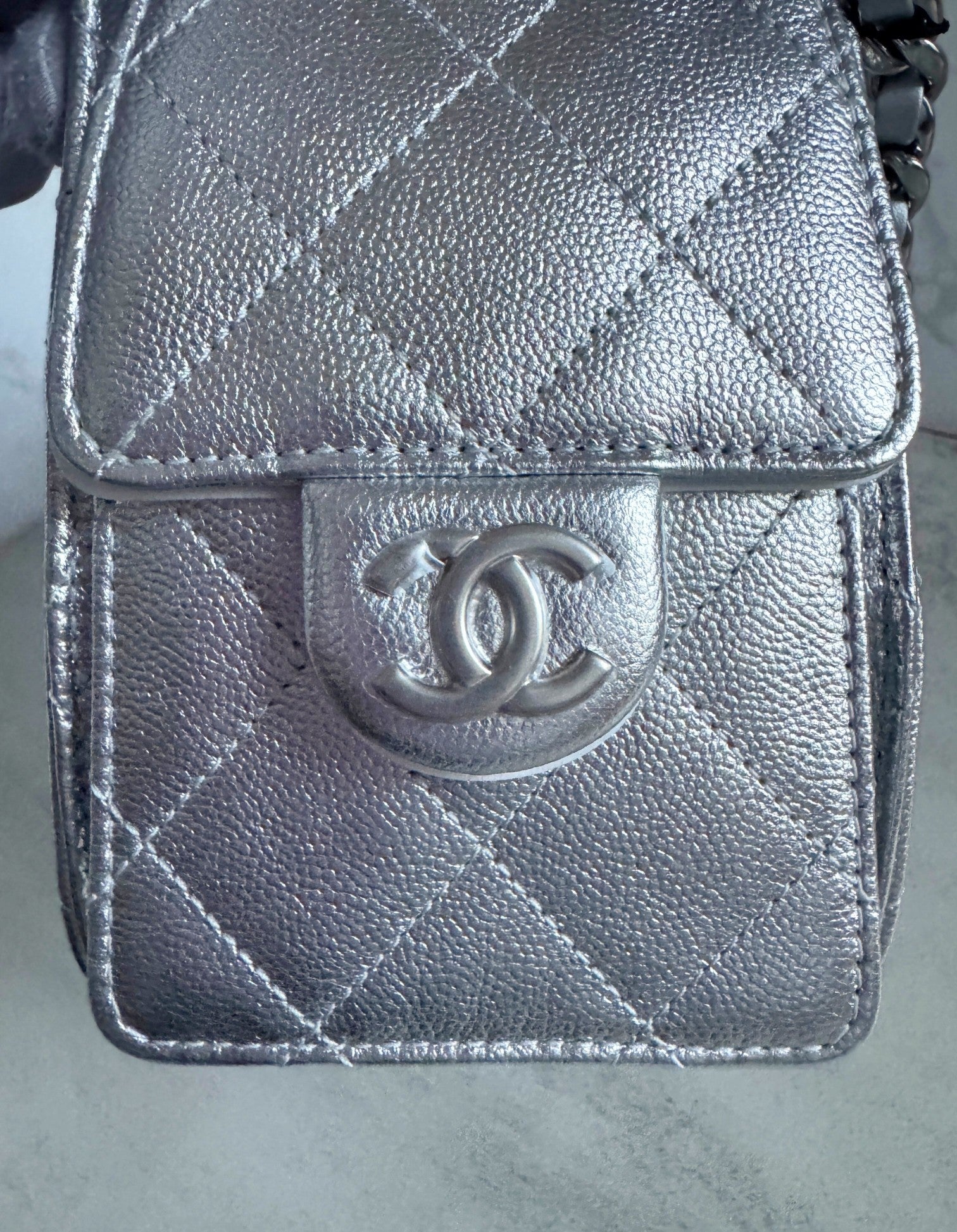 BNIB Chanel 26C Mini Hobo Metallic Silver Grained Calfskin Shoulder Bag