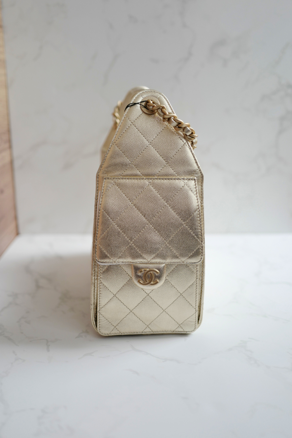NEW CHANEL Spring-Summer 2025 25S Small Hobo Bag Metallic Grained Calfskin Gold