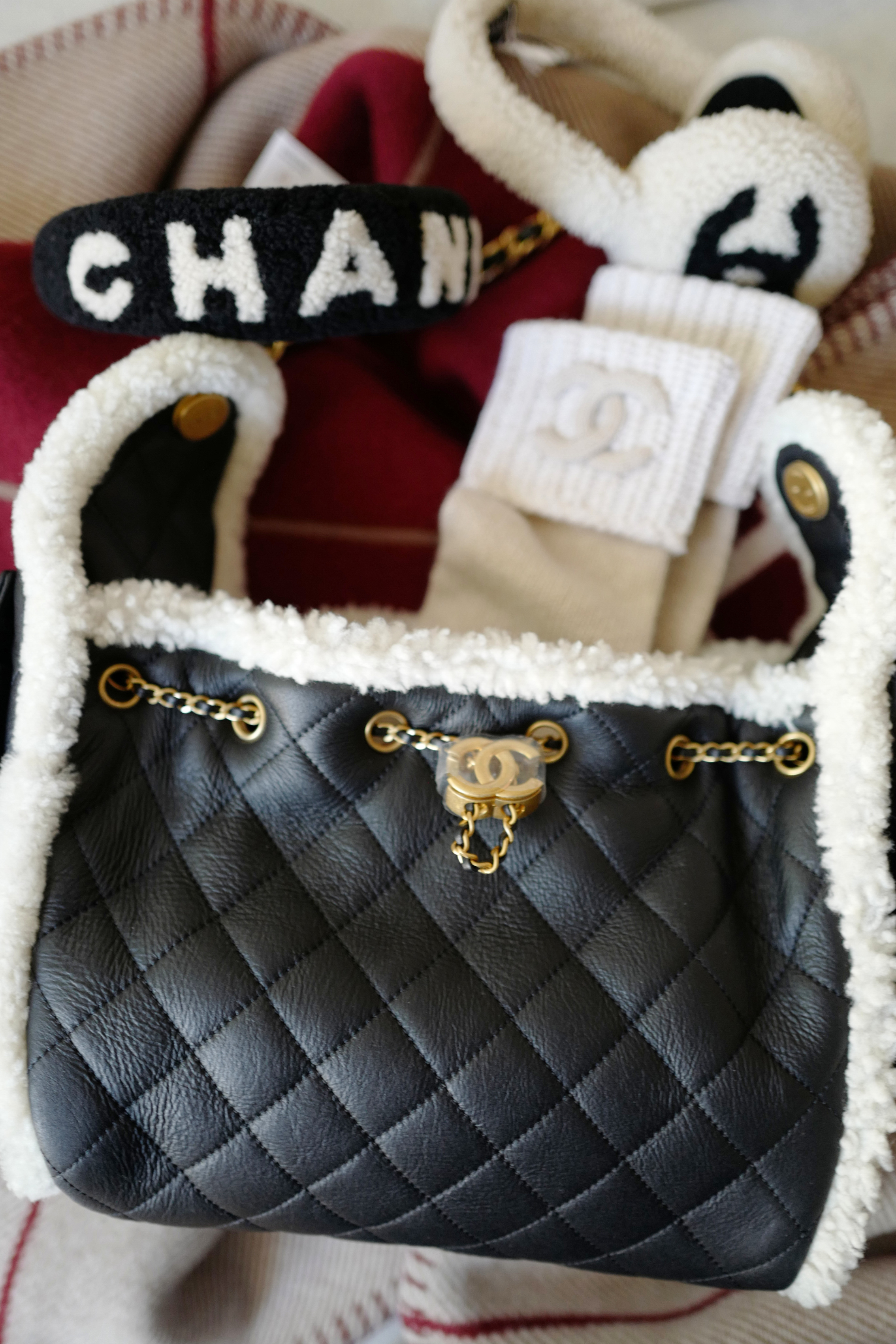 Chanel 25K Small Hobo Bag Black Calfskin with Shearling Trim Gold Hardware