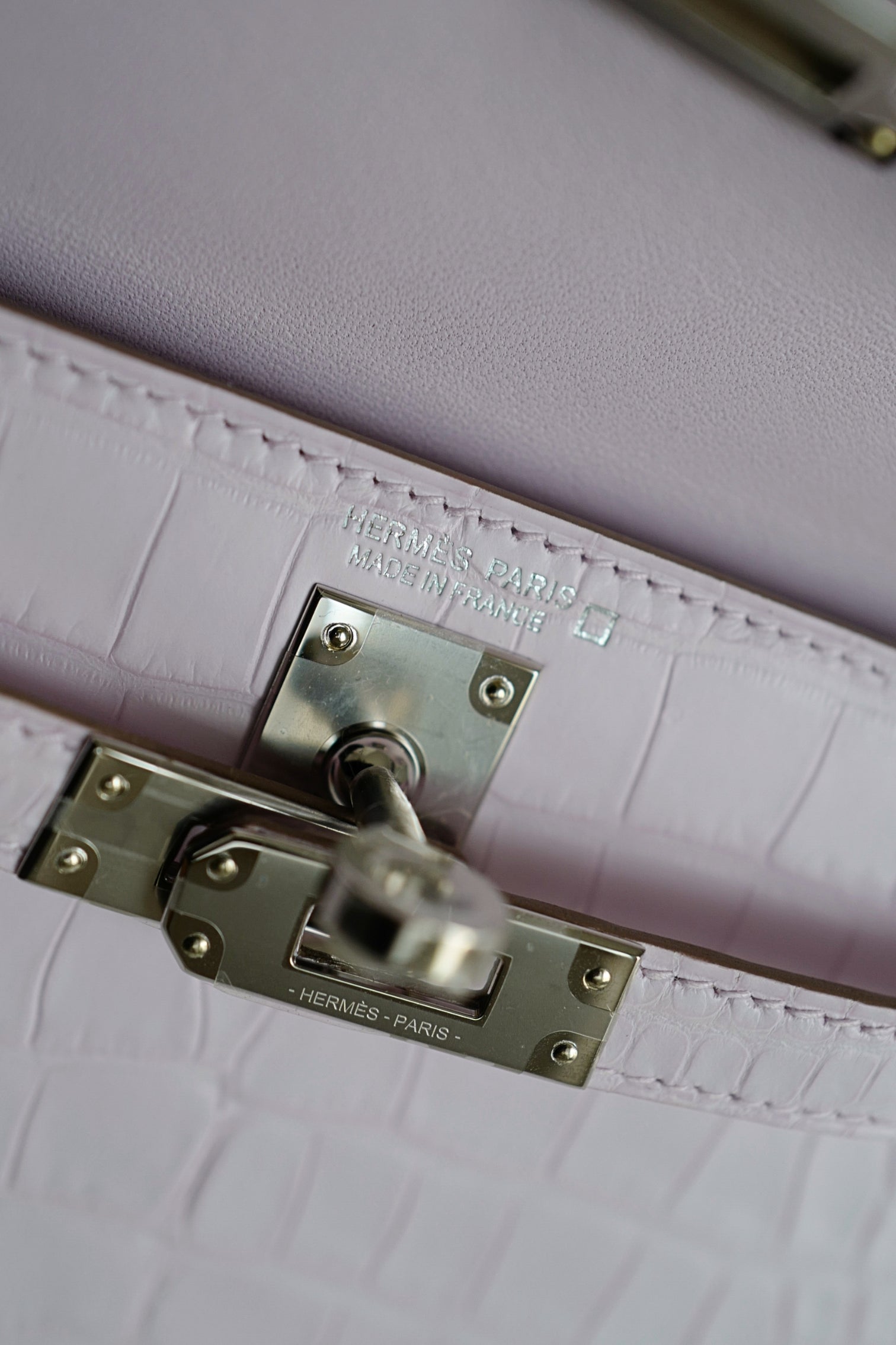 BNIB Hermès Mini Kelly 20 Mauve Pale Matte Alligator Palladium Hardware K Stamp 2025