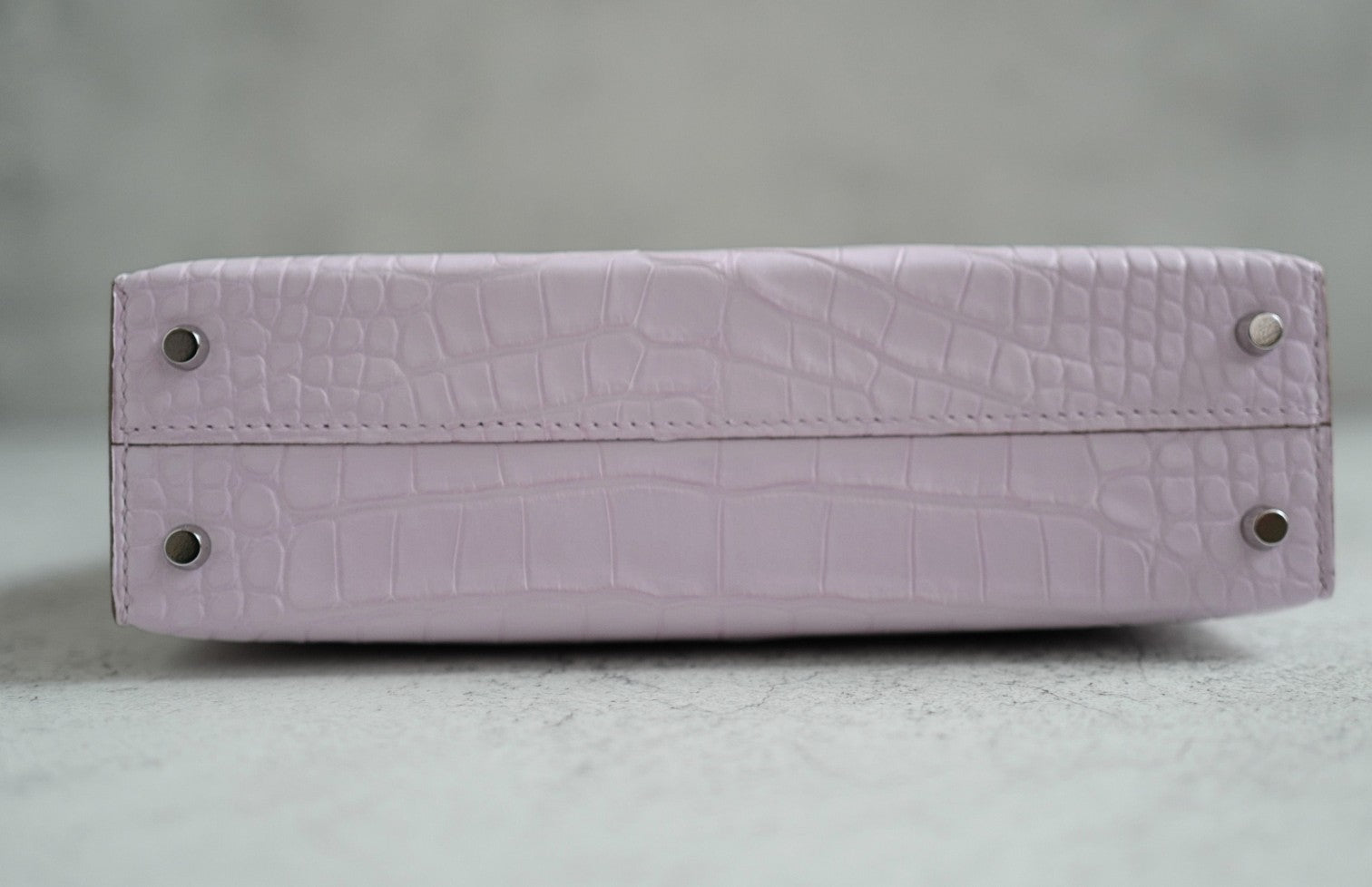 BNIB Hermès Mini Kelly 20 Mauve Pale Matte Alligator Palladium Hardware K Stamp 2025